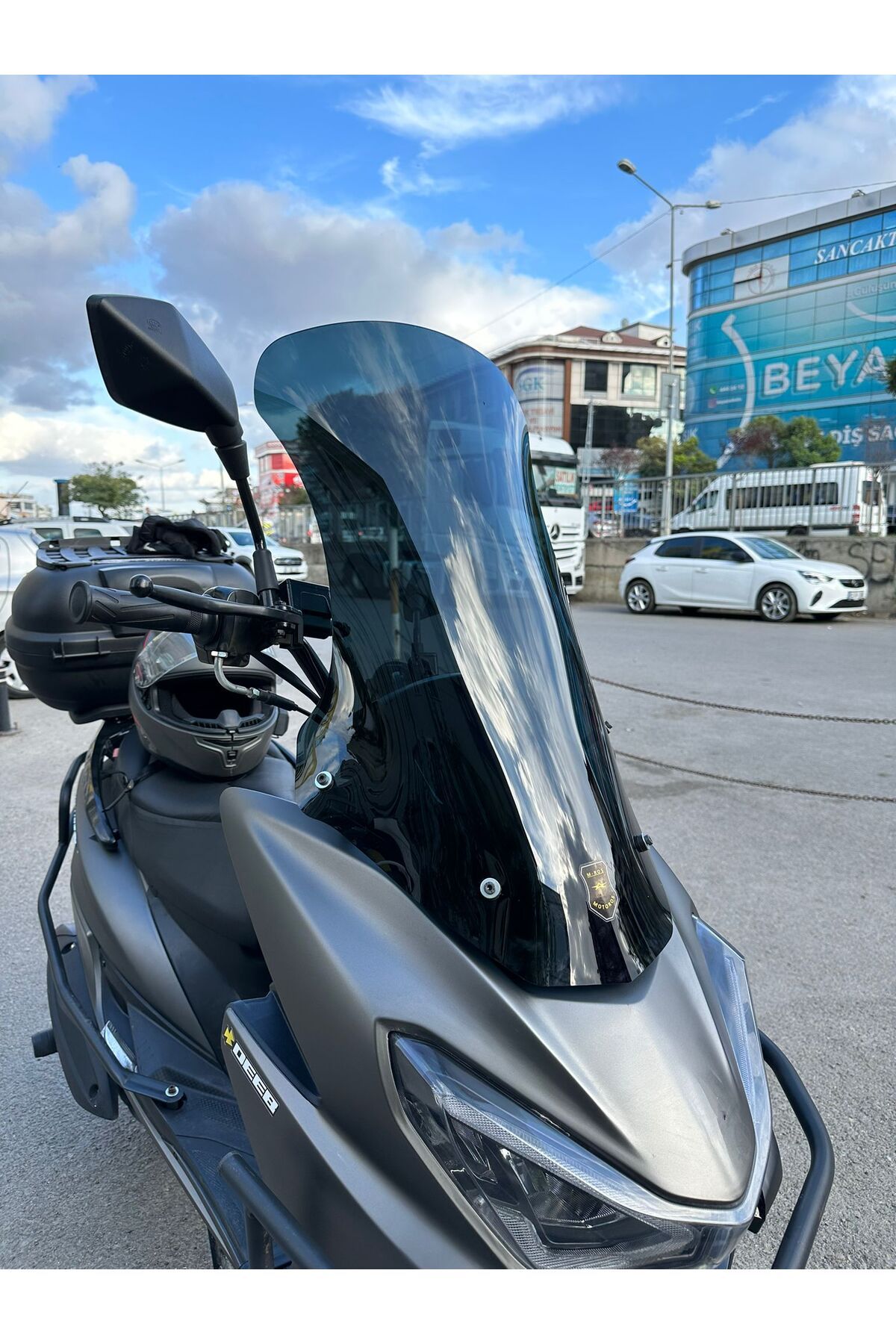 RKS Newlight PRO Siperlik Ön Cam 2023-2025 Model 68cm Siyah Renkli 4mm ORTA BOYLU