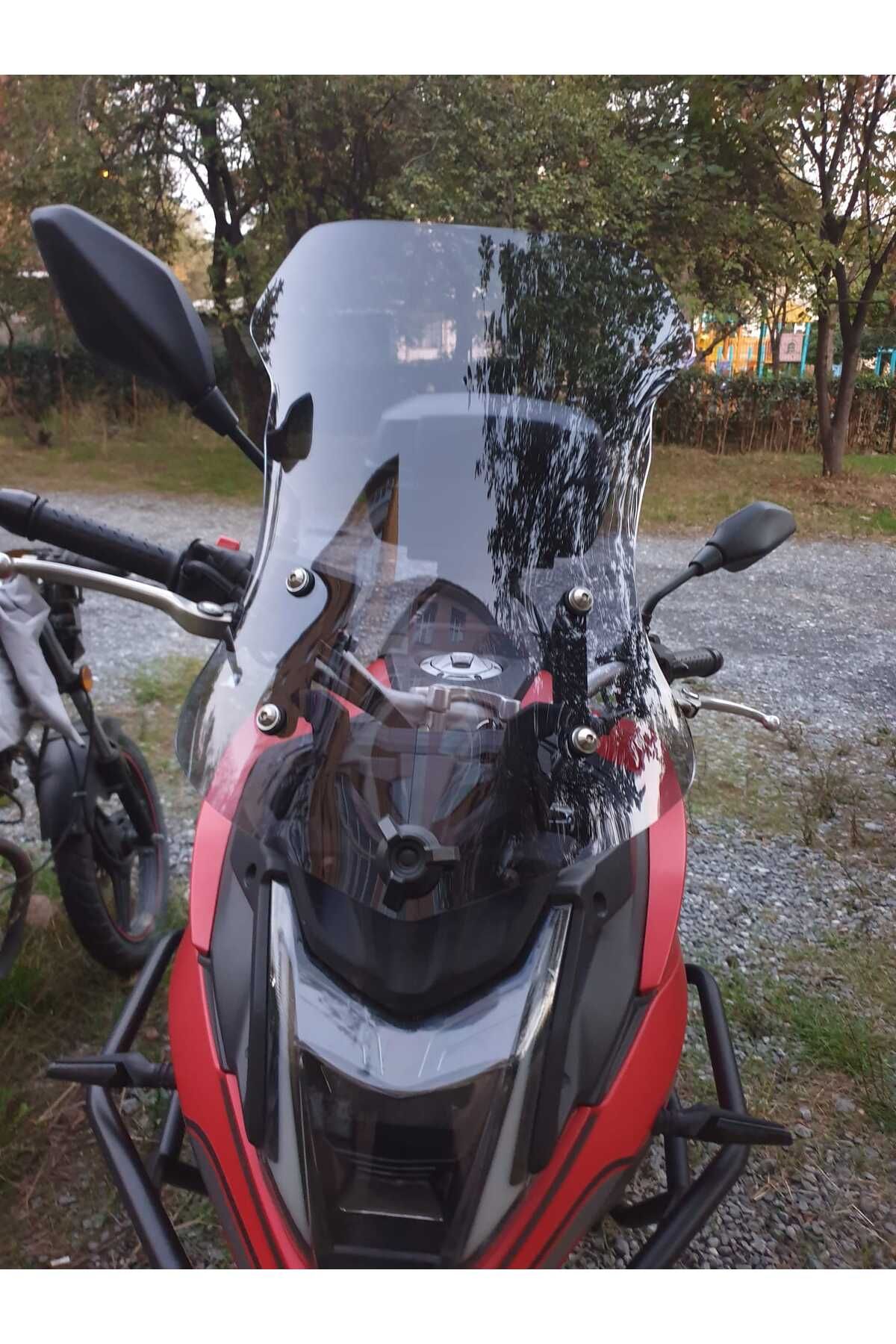 Voge DS 500 Siperlik Ön Cam 2021-2025 Model 55cm Füme Renkli 4mm