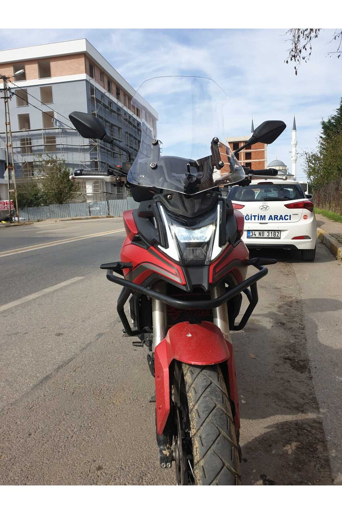 Voge DS 500 Siperlik Ön Cam 2021-2025 Model 55cm Şeffaf Renkli 4mm