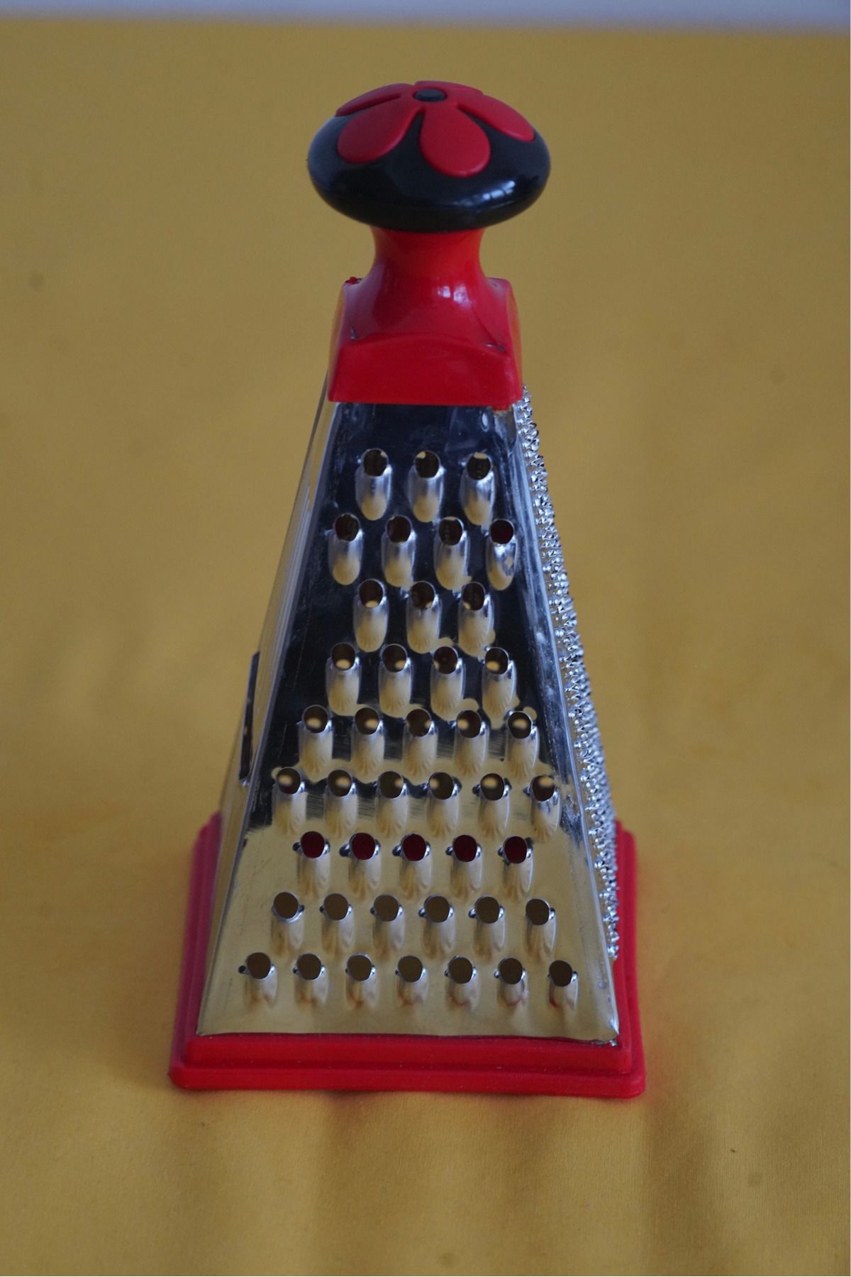 Mitra-Knob Grater 4 - 4 with Separate Grating Feature 3