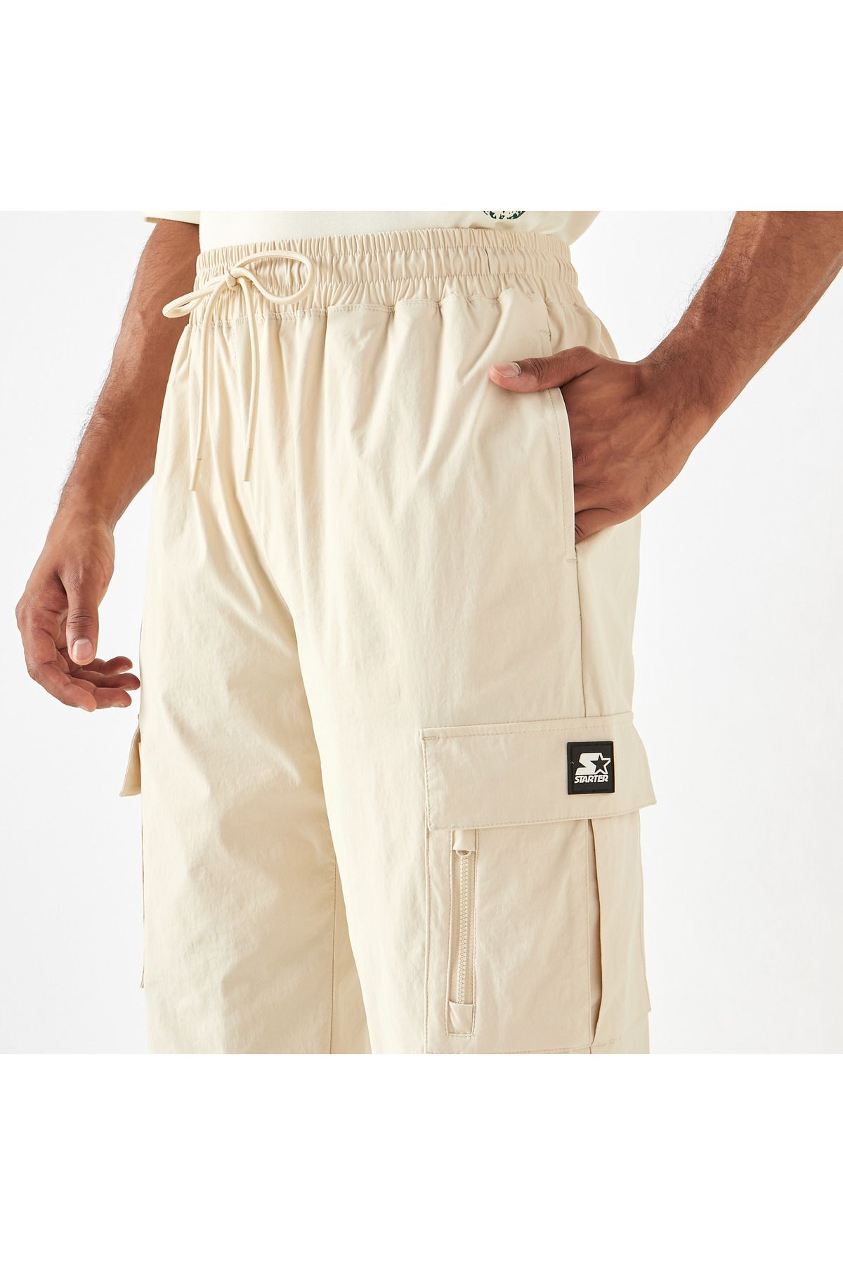 Starter-Solid Regular Fit Cargo Joggers With Flexi Waist And Pockets 4