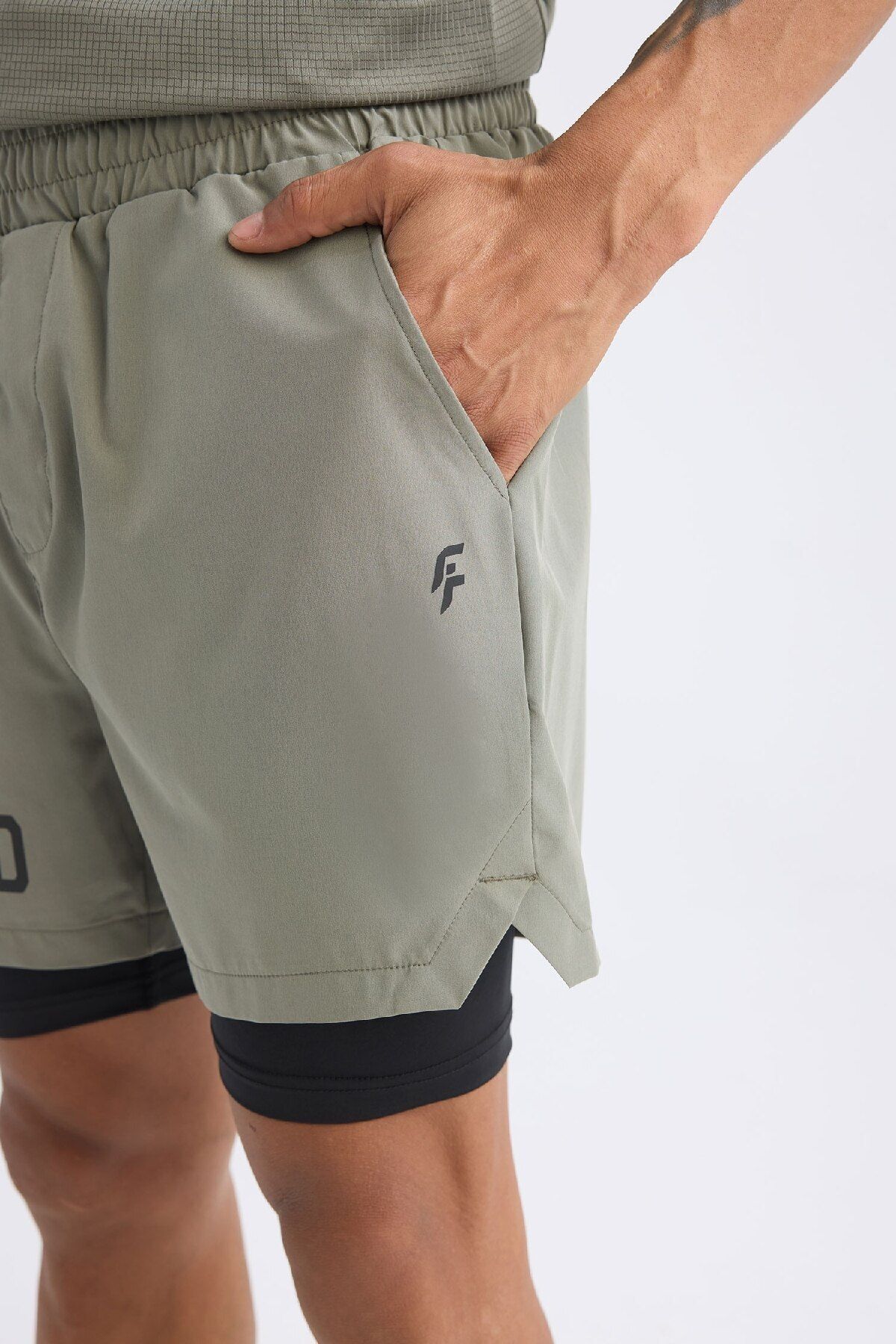 DeFacto-Defactofit Slim Fit Slim Fit Sports Woven Shorts Z2147Az25Sp 6