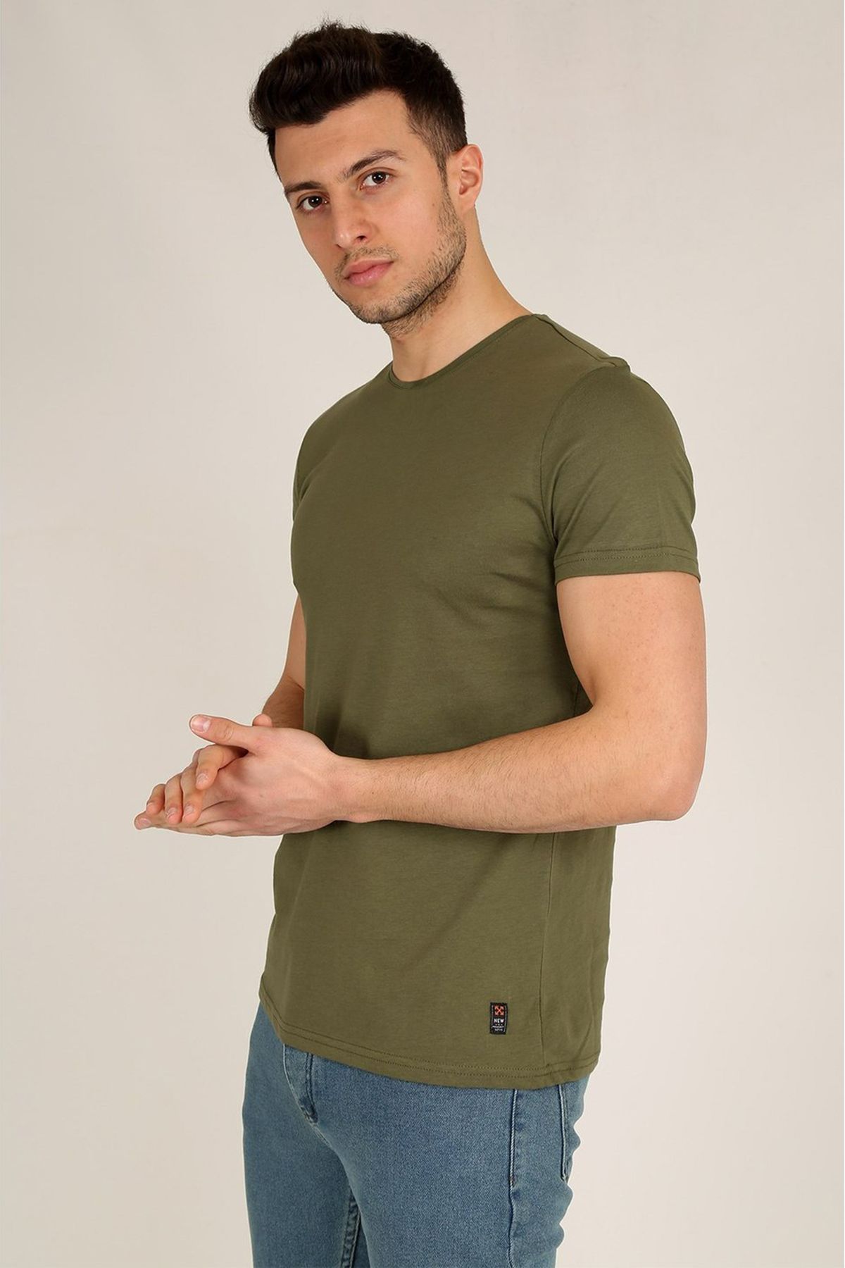 Terapi Men-Men's Khaki Slim Fit Crew Neck Basic T-Shirt 1