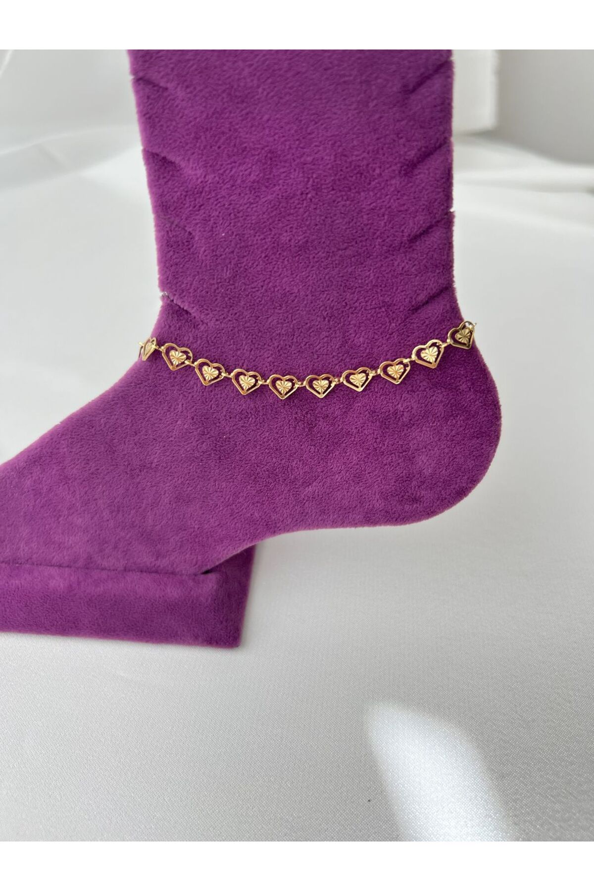 CEY ACCESSORY-Heart Anklet 1