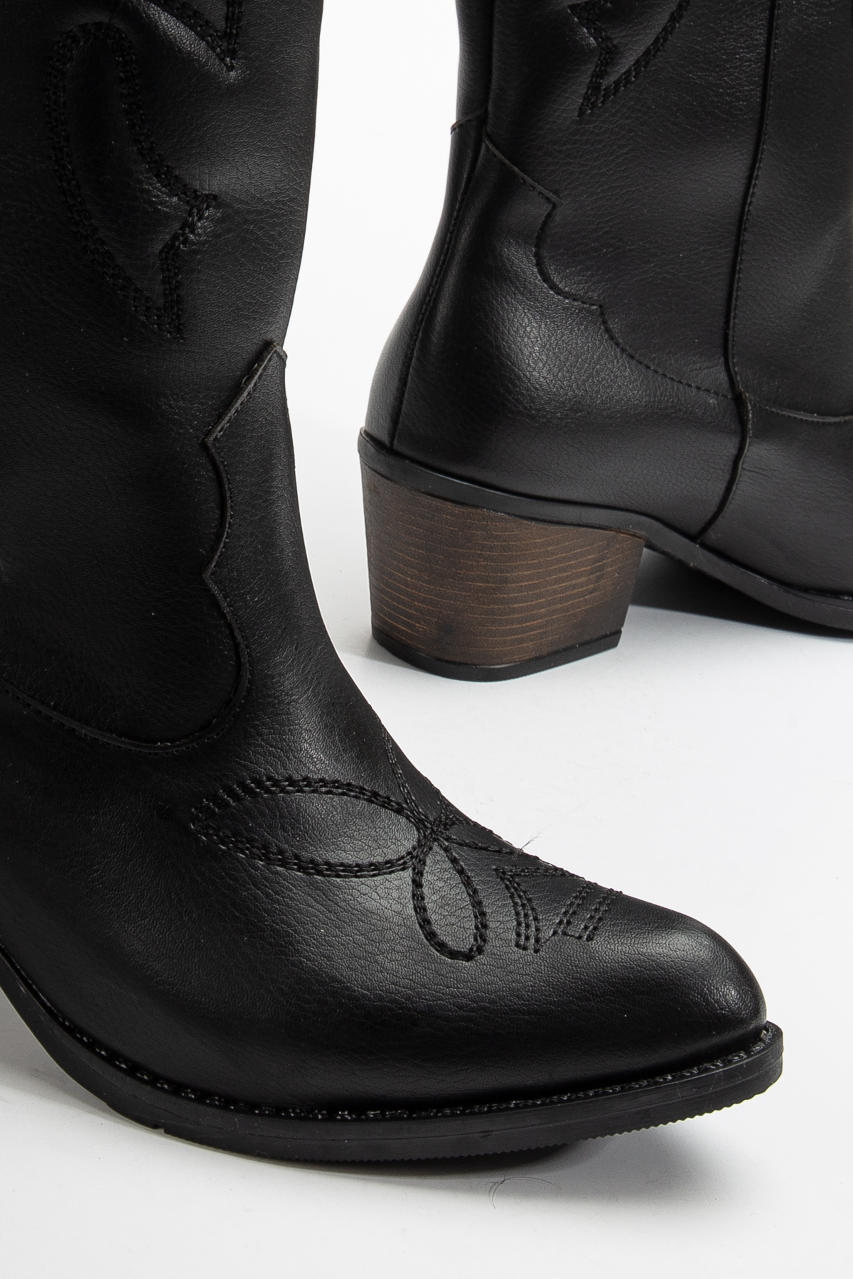 Genel Markalar  Kadın Cilt Nakışlı Topuklu Koyboy Çizme - Görsel 5