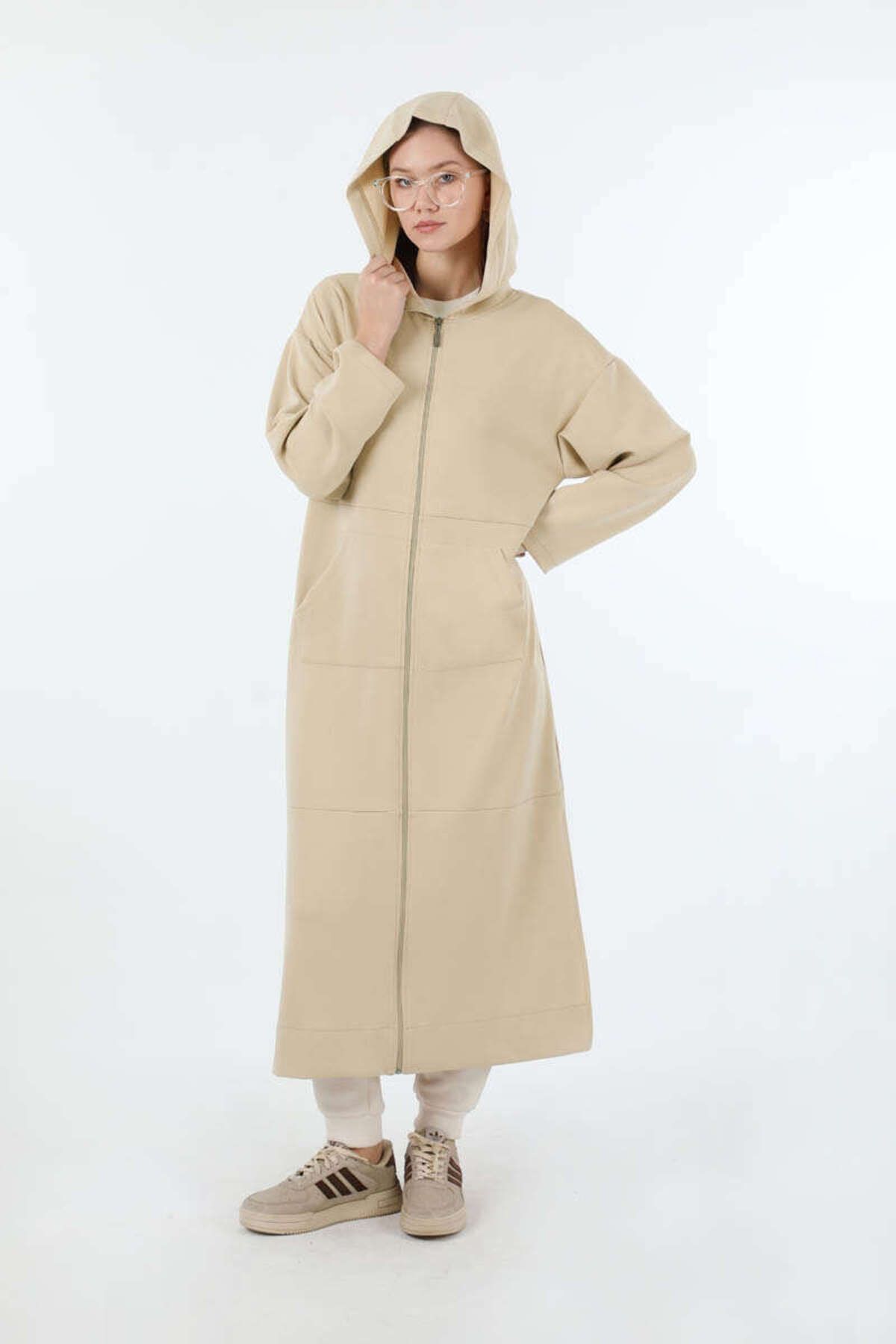 ZÜLAYS-Stone Colored Long Cardigan witH Zipper and Pockets 3