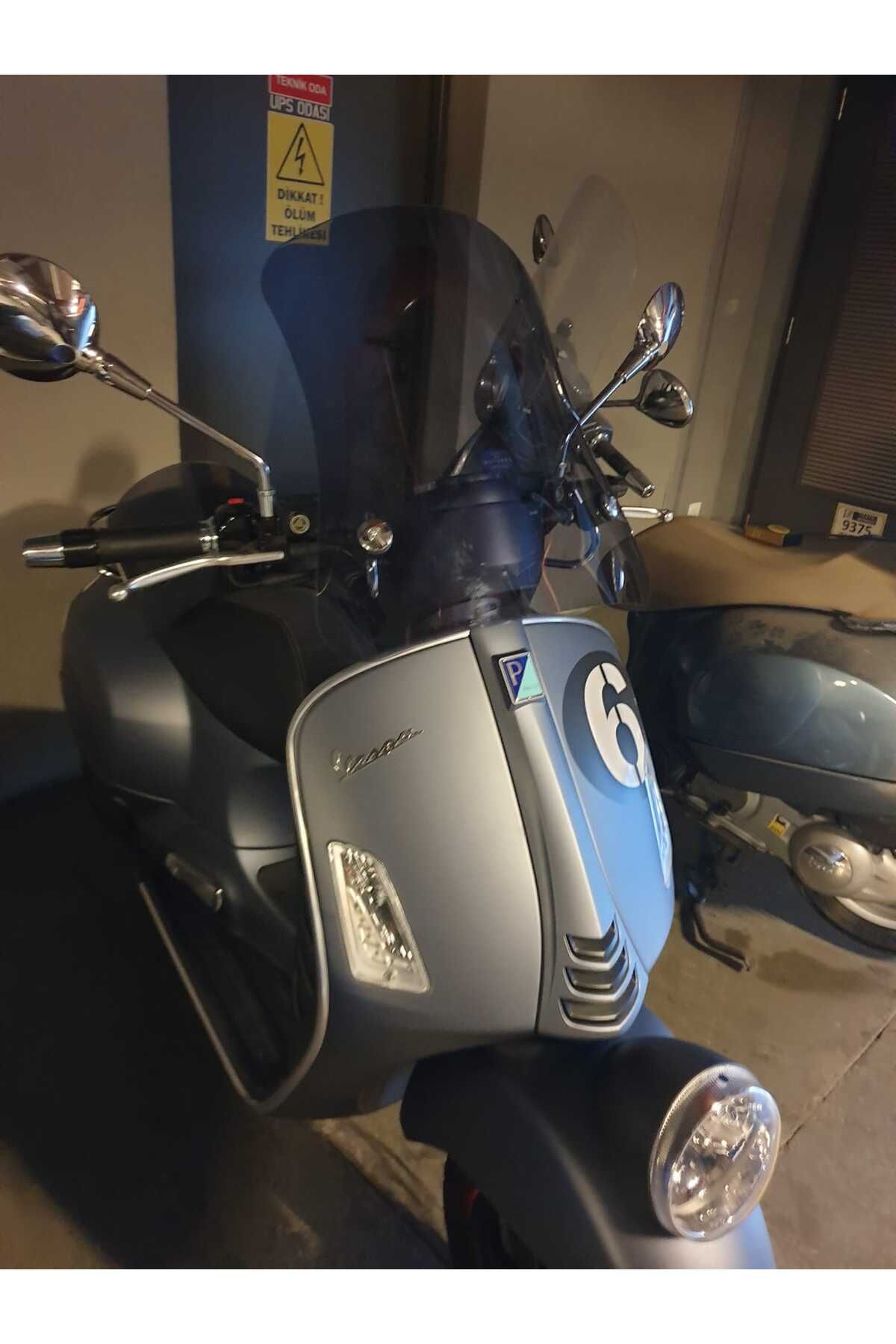 Vespa Gtv 300 Siperlik Ön Cam 2014 2016 Model 55cm Füme Renkli 4mm APARAT GÖNDERİLMEYECEK