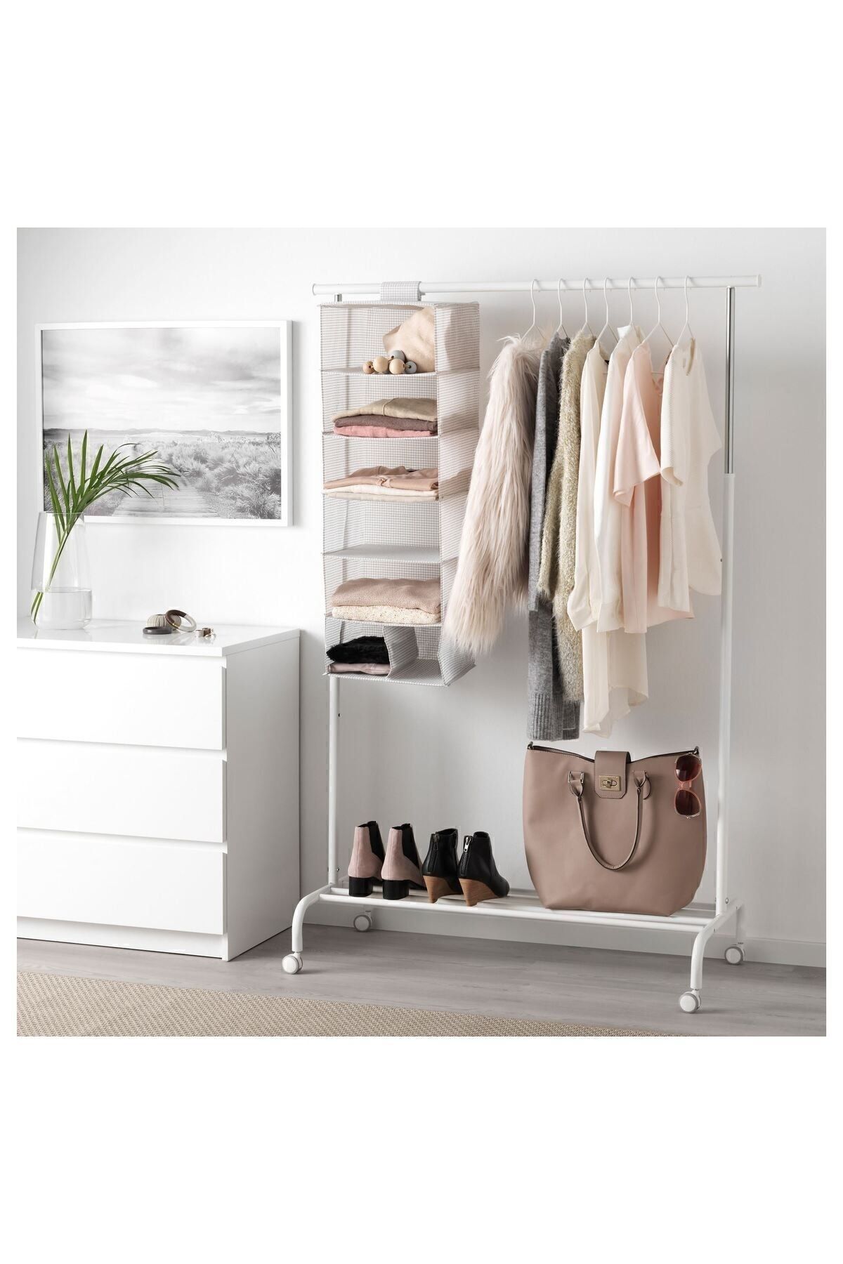 IKEA-Unit with Compartment in the Cabinet 6