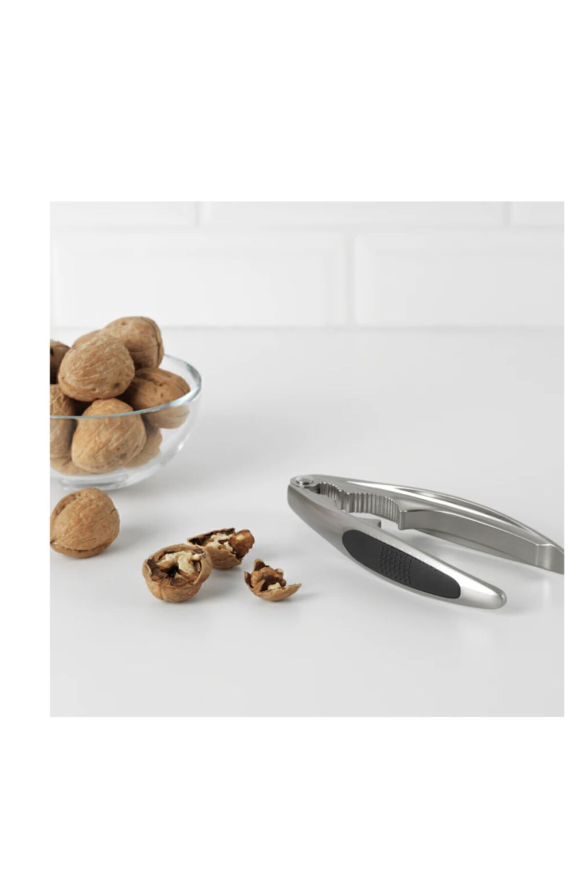 IKEA-Cfinstore - Hazelnut, Walnut and Lobster Cracker 1
