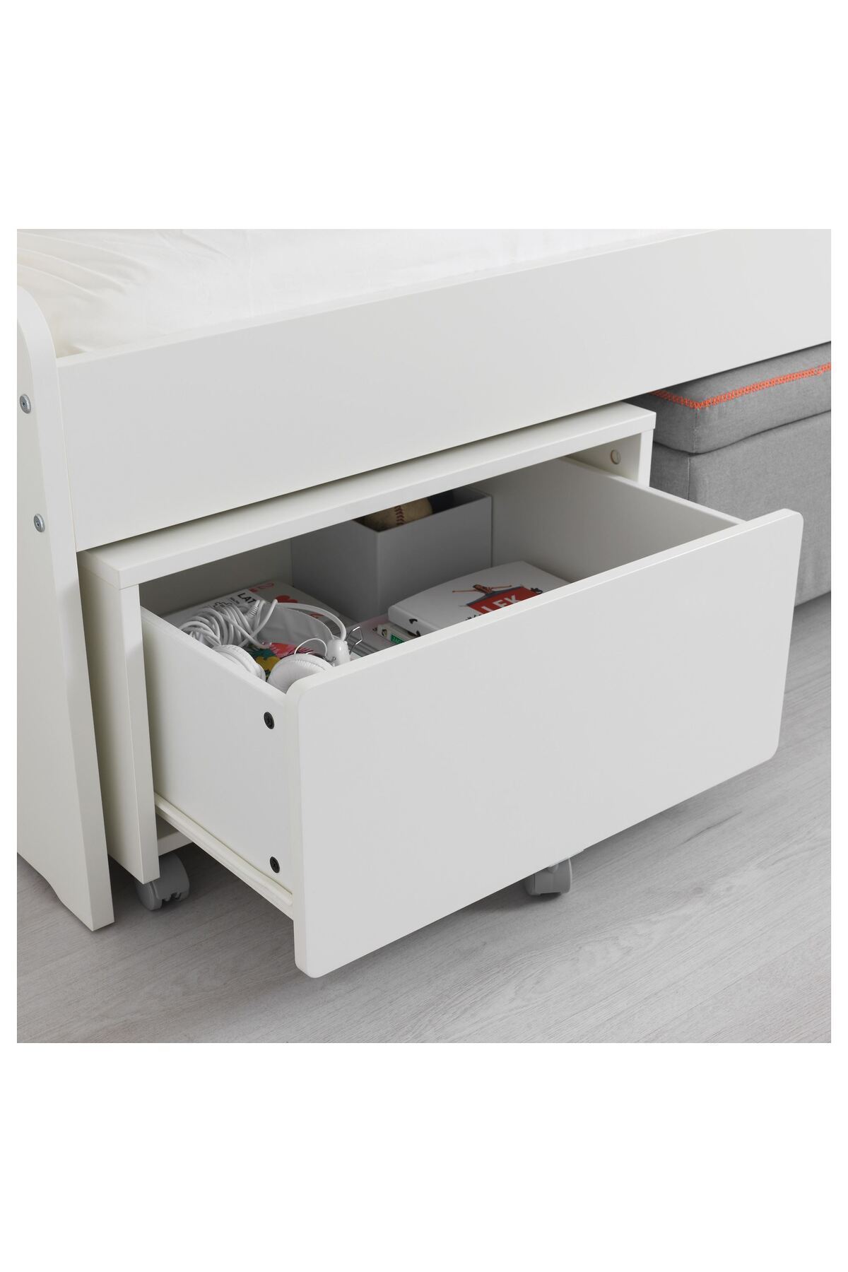 IKEA karyola saklama kutusu, beyaz, 62x62x36 cm fotoğrafı 3 (önizleme)