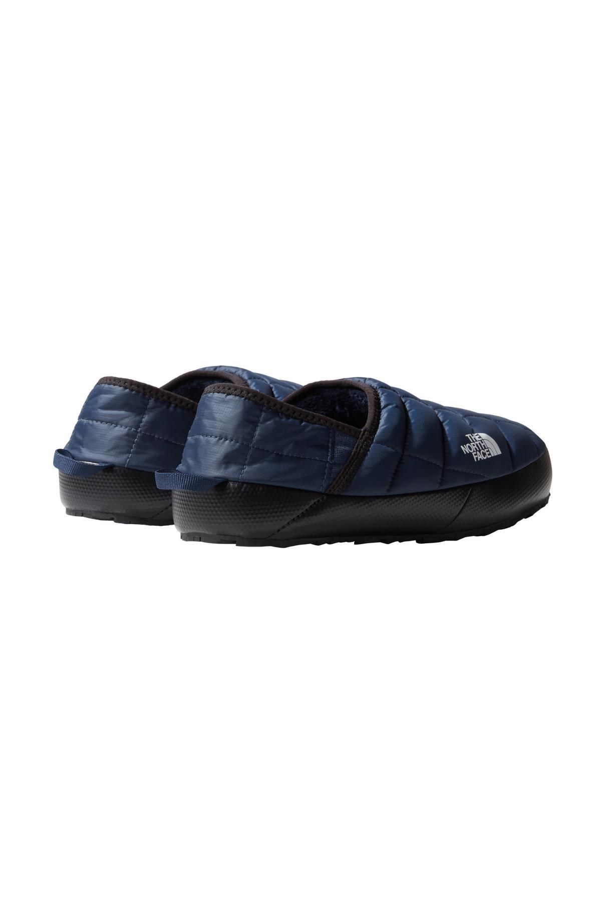 THE NORTH FACE-شبشب رجالي من Thermoball Traction Mule V باللون الأزرق الداكن 3