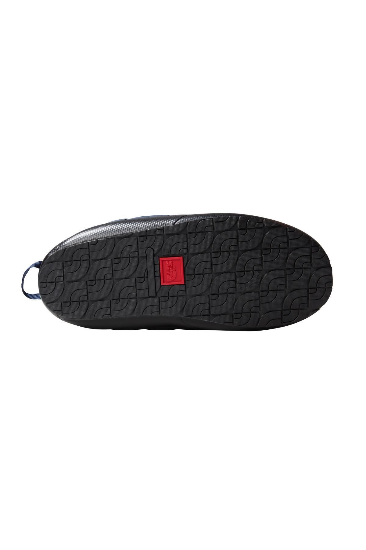 THE NORTH FACE-شبشب رجالي من Thermoball Traction Mule V باللون الأزرق الداكن 5