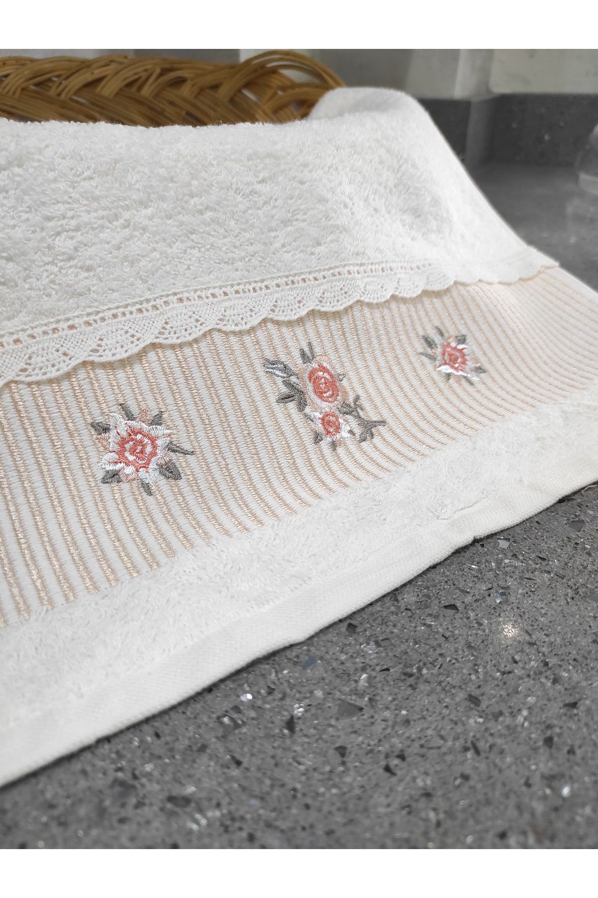 Sevim-Set of 2 Lace Towel - 100% Cotton and Embroidery, 40X60 cm - Salmon 3