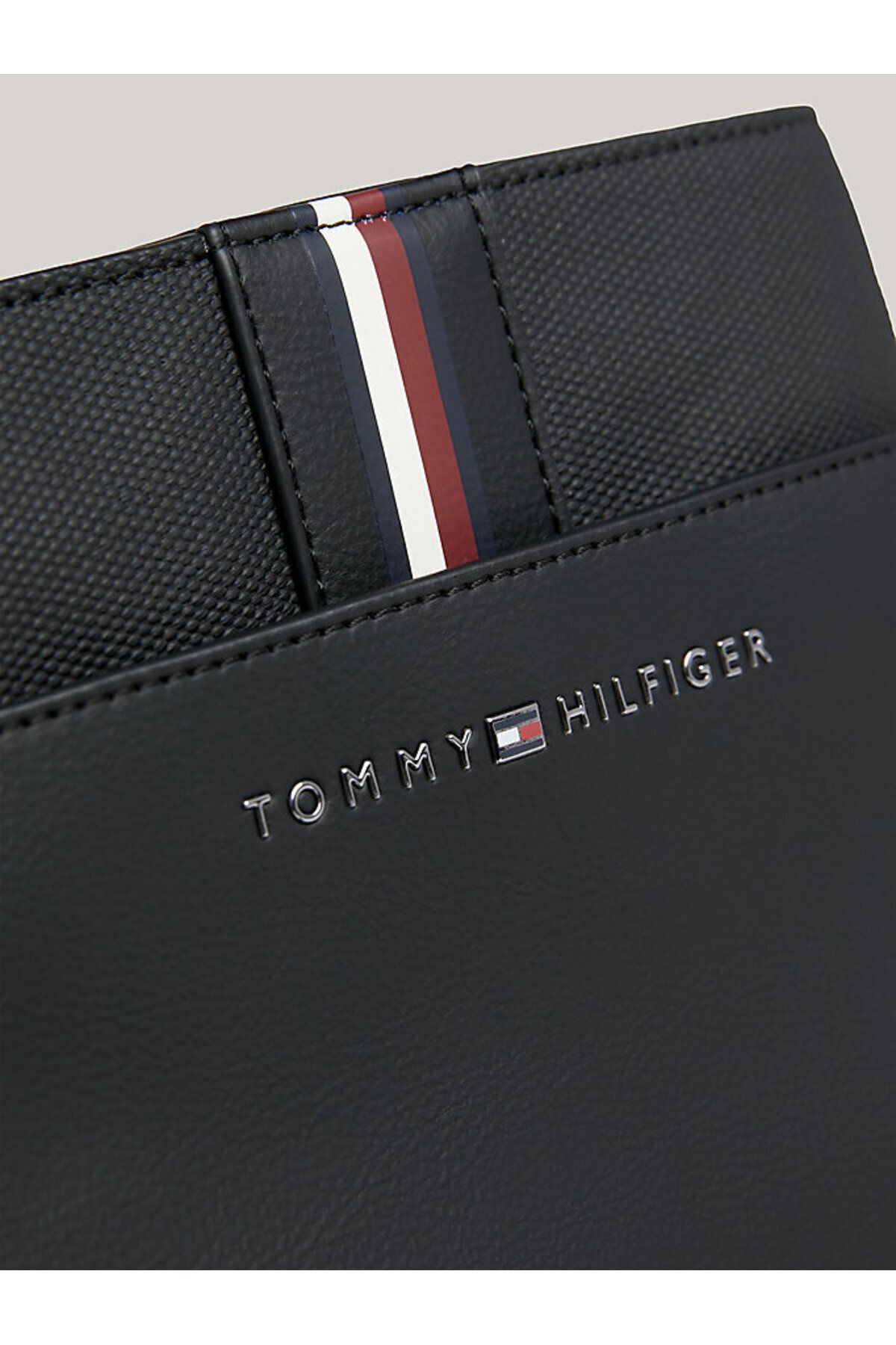 چمدان و ساک مشکی مردانه سیاه کیسه متقاطع شرکت TH اورجینال Tommy Hilfiger