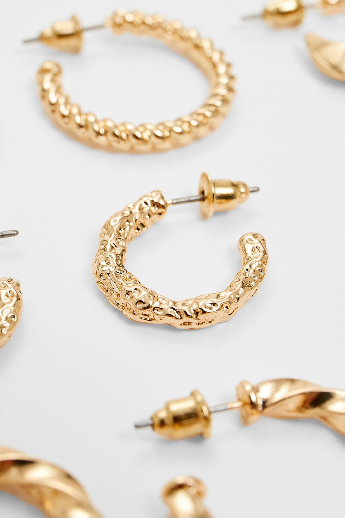 ست ۶ عددی گوشواره‌ی حلقه‌ای مینیمال - مناسب برای هر استایل و هر موقعیت Stradivarius