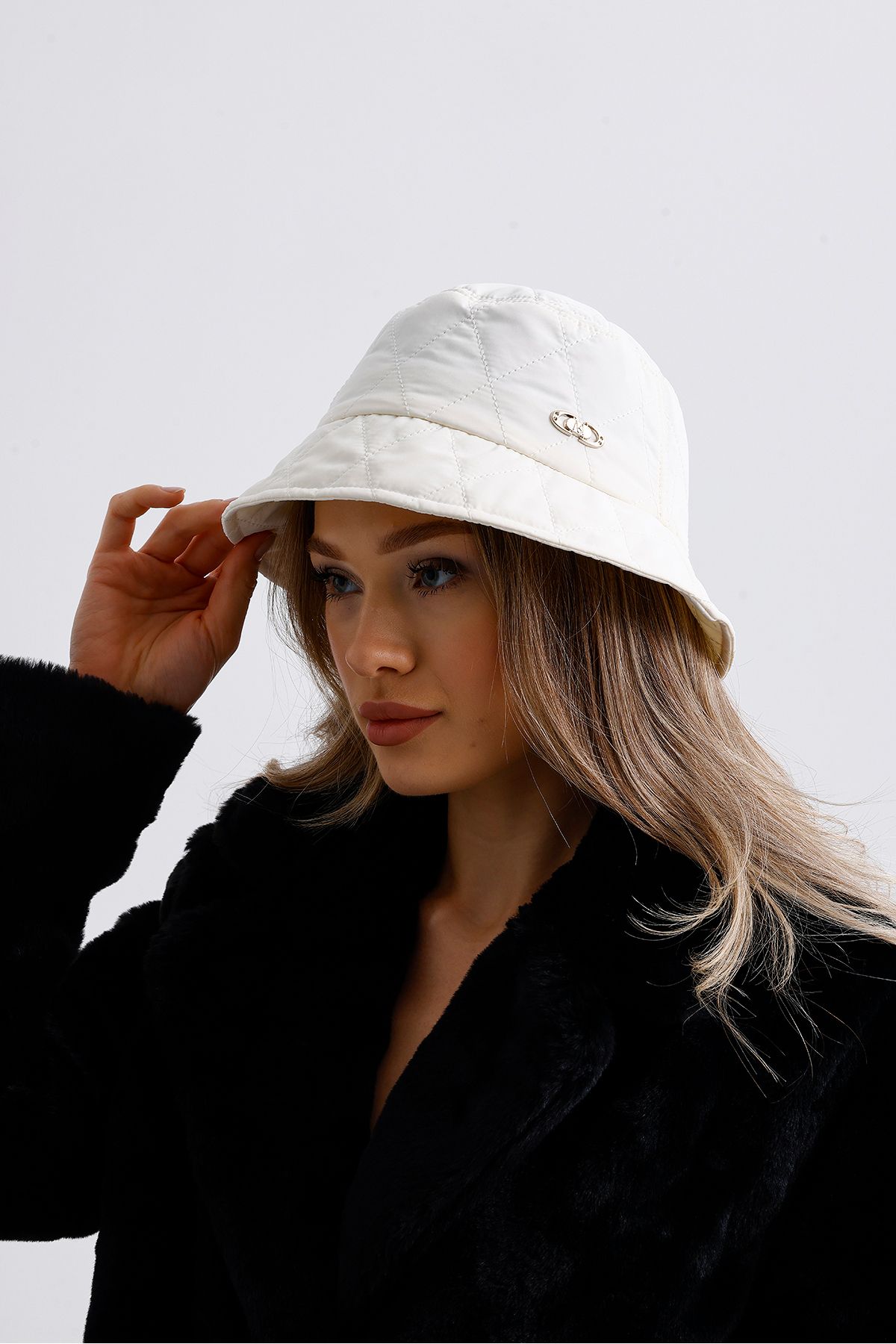 nord arc-Cream Quilted Bucket Hat with Water Repellent Feature (Size 56cm) 6