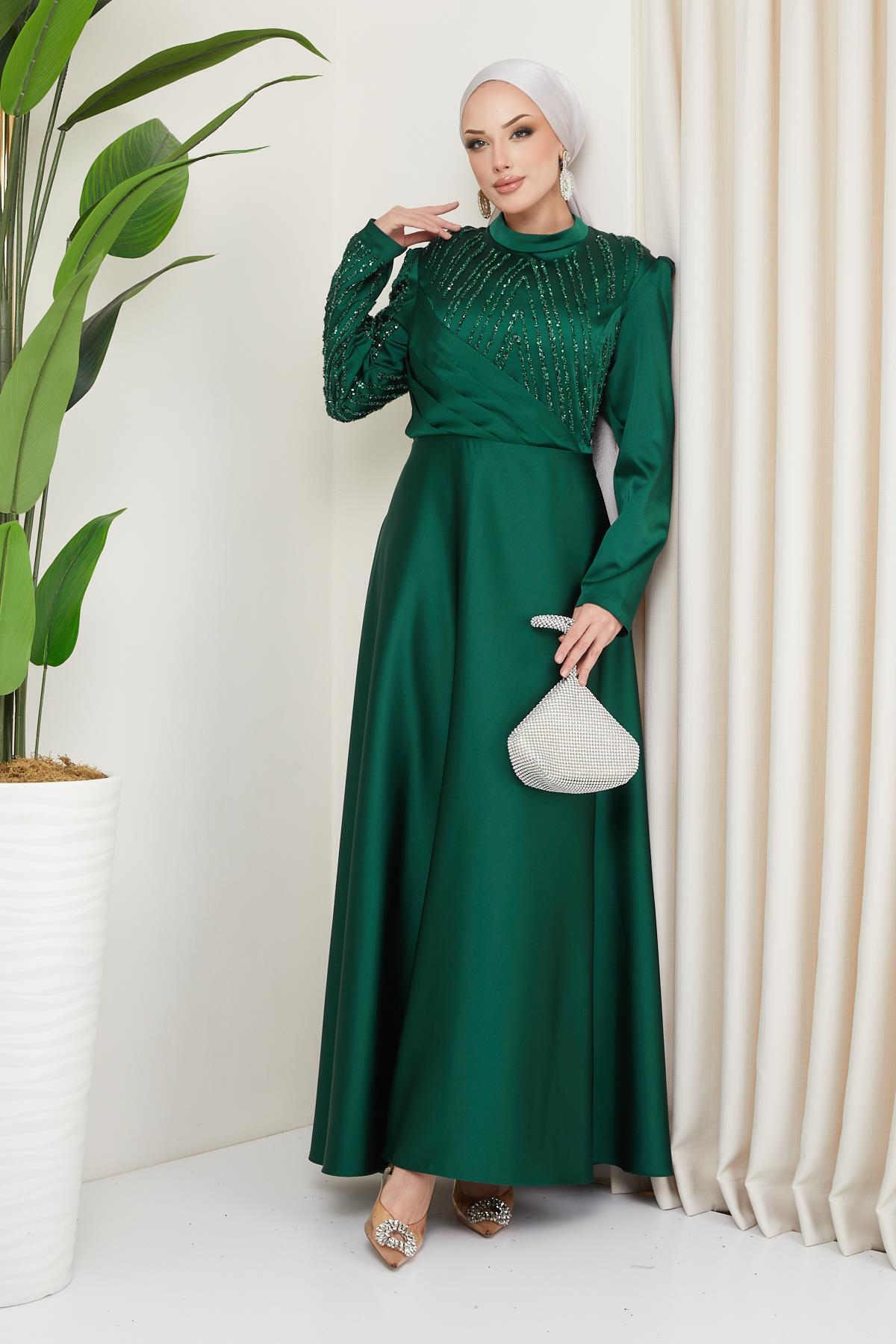 Olcay-Plus Size Hijab-Abendkleid aus Satin mit Falten und Steindetail GRÜN 1659 2
