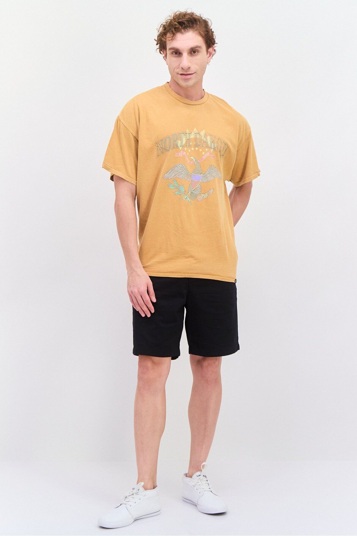 Vintage Supply-Men Crew Neck Short Sleeve Graphic Print T Shirt, Brown 2