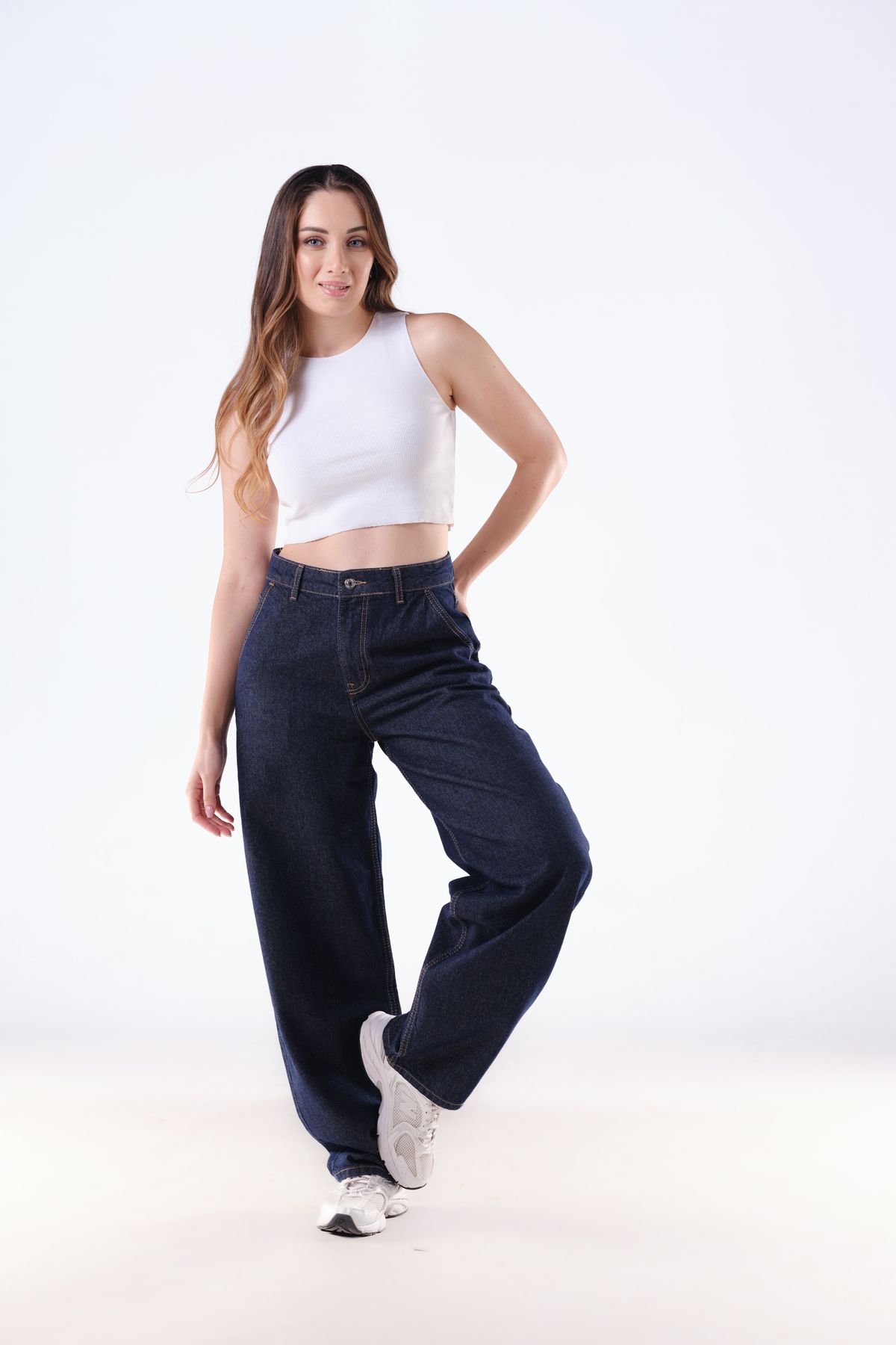 Novita Granatowe Podstawowe Jeansy Typu Skater Nov25je0002 Kobieta - 38