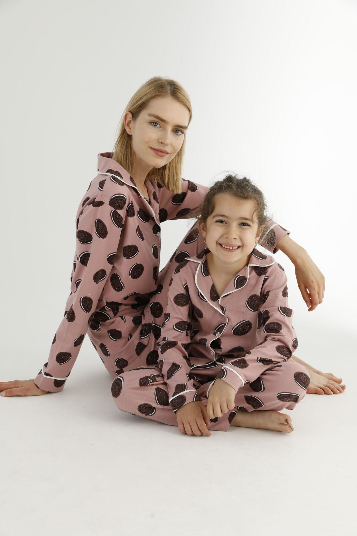 Siyah İnci Pamuklu Likralı Düğmeli Biyeli Pijama Takım