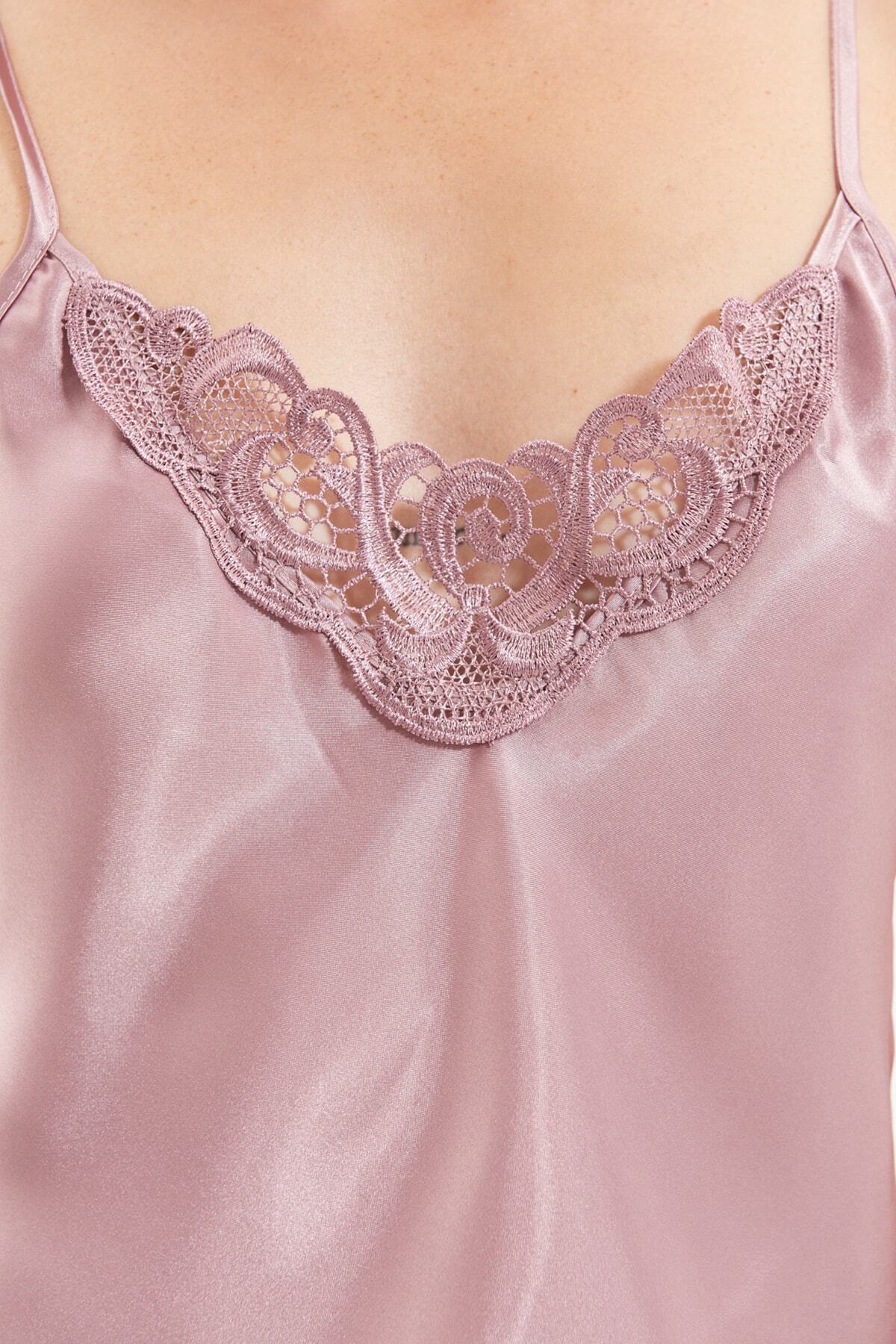 Trendyol Collection-Комплект къси сатенени къси панталони от норка и дантелена каишка Thmaw21Pt0843 17