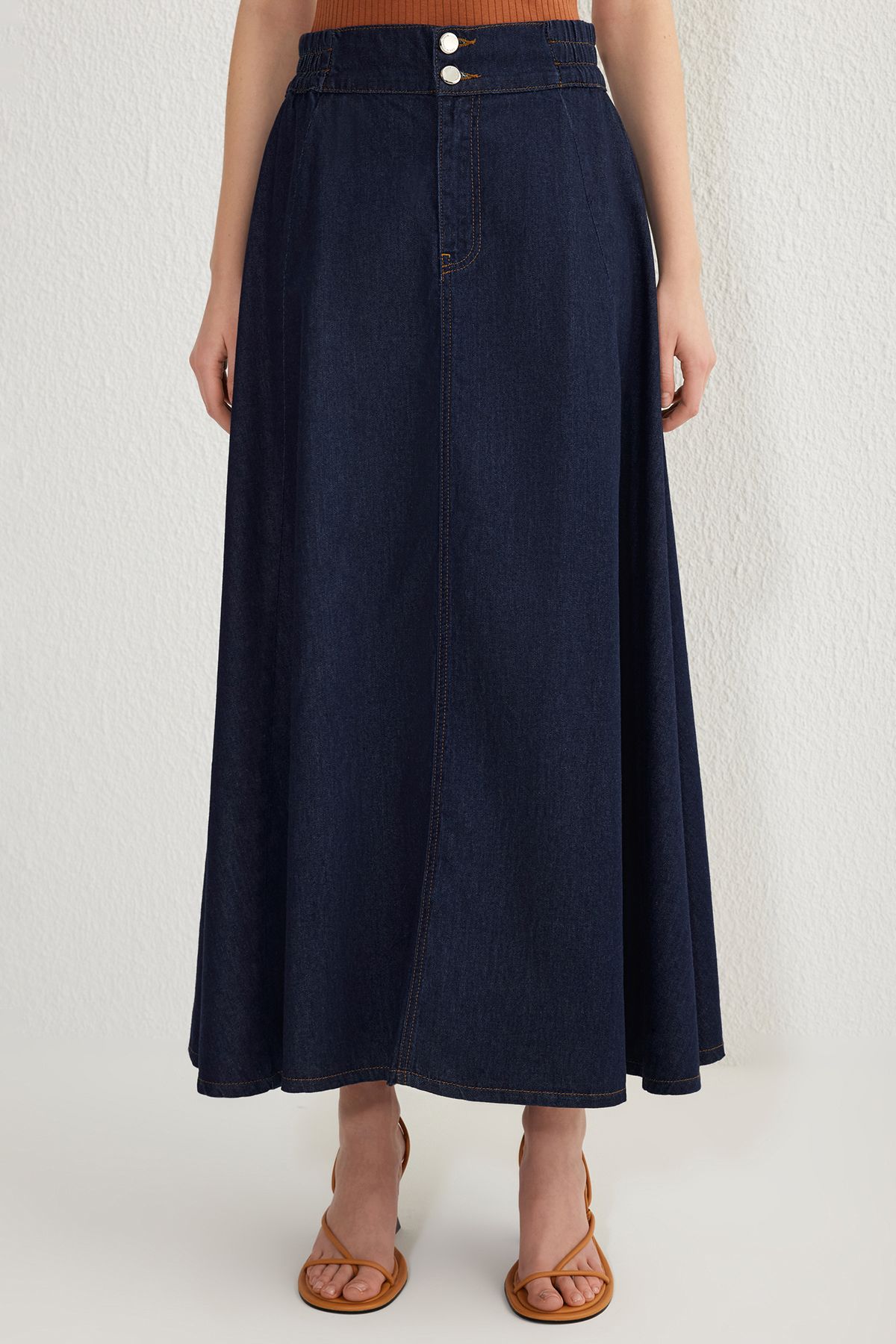 Trendyol Collection-Dunkelblauer Maxi-Denim-Ballonrock mit elastischem Bund TWOSS25ET00006 3