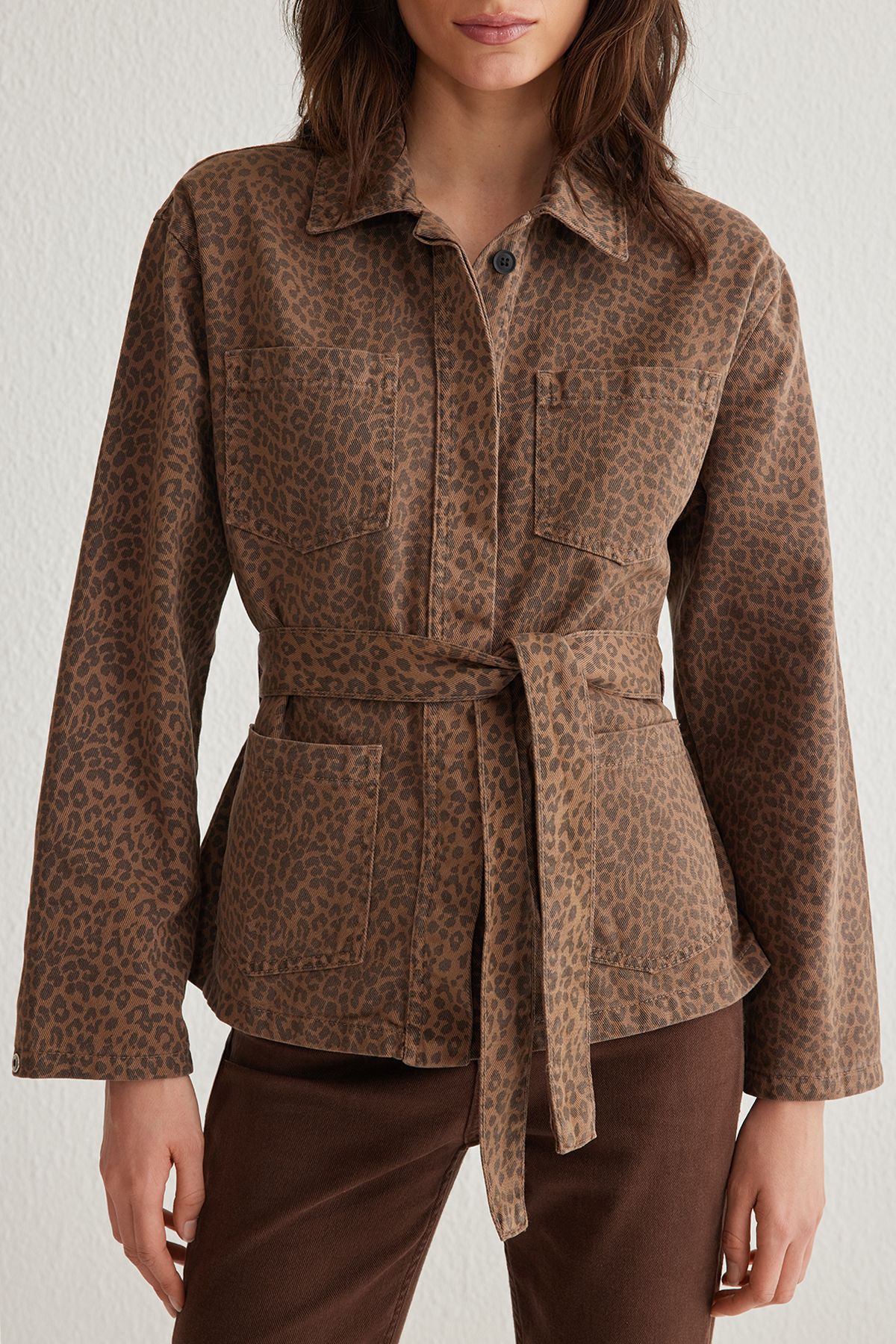 Trendyol Collection-Multicolor Leopard Print Belted Brown Denim Jacket Twoss25Ce00027 3