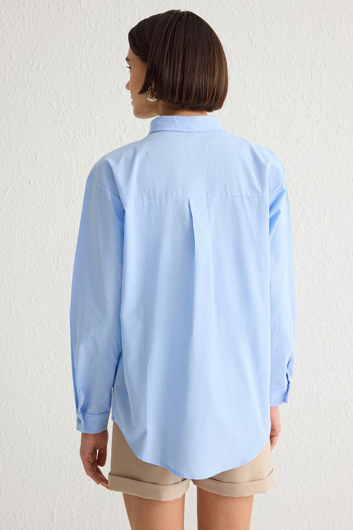 Trendyol Collection-Light Blue Front Embroidery Detail Regular Regular Fit Shirt Twoss25Go00014 5