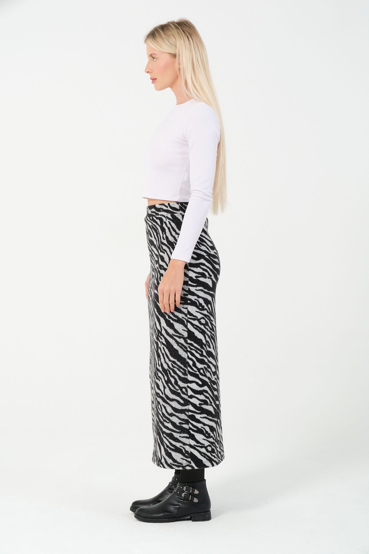 Cozy Mode-Zebra Print Stretchy and Lycra Winter Pencil Skirt - Belt Length 96cm 4