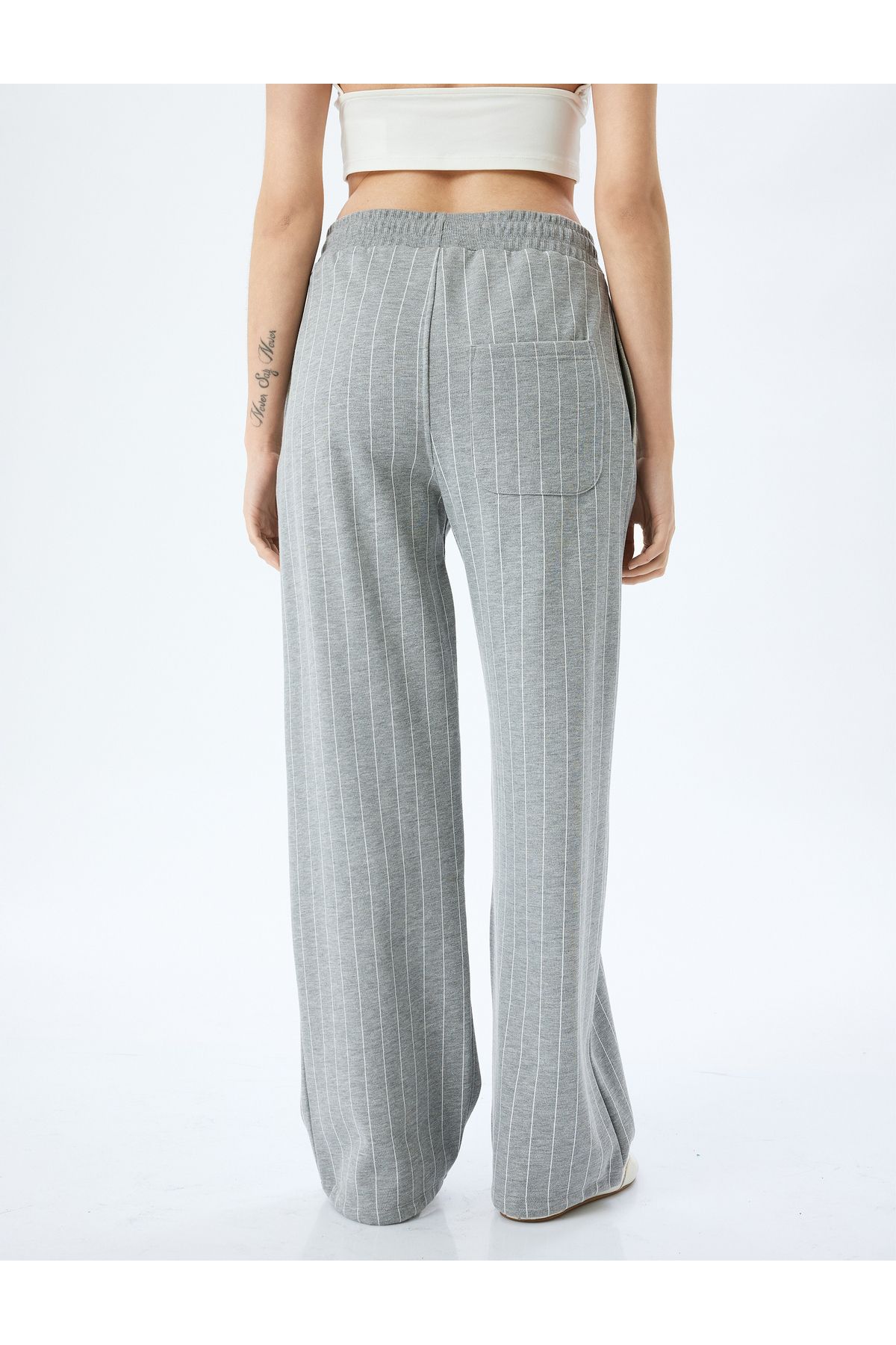 Koton-Striped Waist Lace-Up Pocket Detailed Wide Leg Sweatpants 4