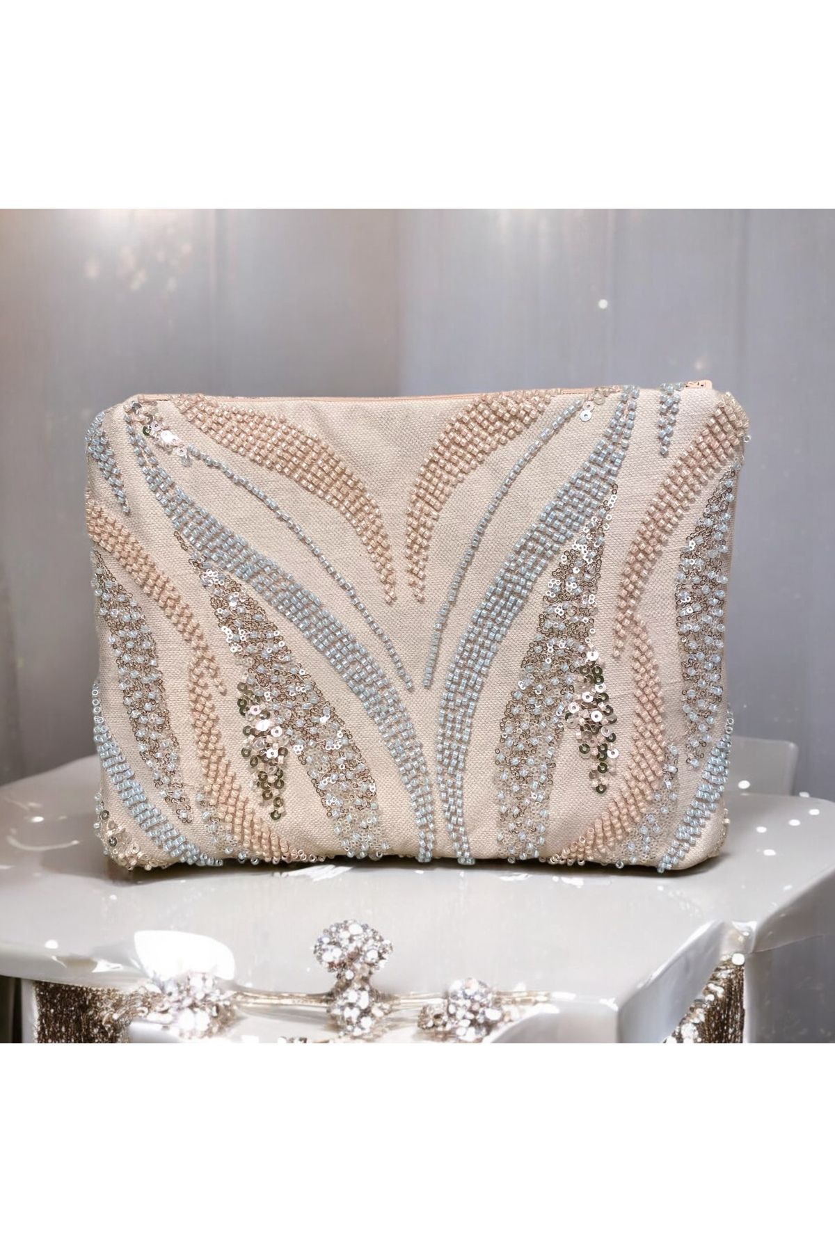 Leila Home &Living Ekru bej boncuklu payetli abiye clutch el çantası