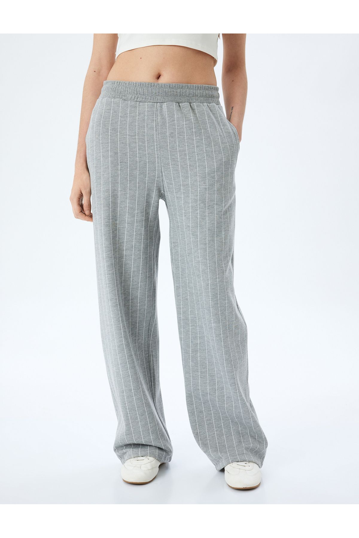 Koton-Striped Waist Lace-Up Pocket Detailed Wide Leg Sweatpants 3