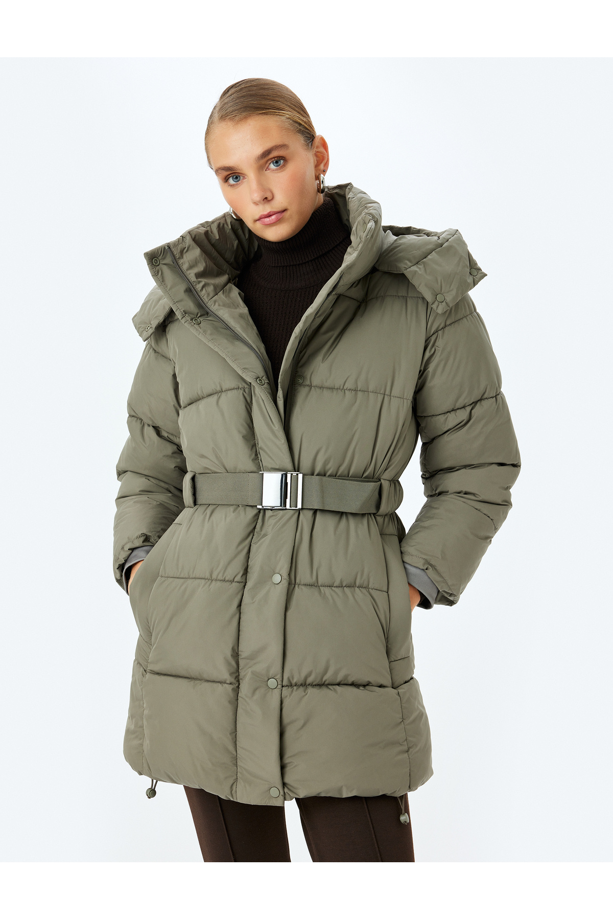 Koton  Cepli Kapüşonlu Kemerli Uzun Şişme Mont - Görsel 3