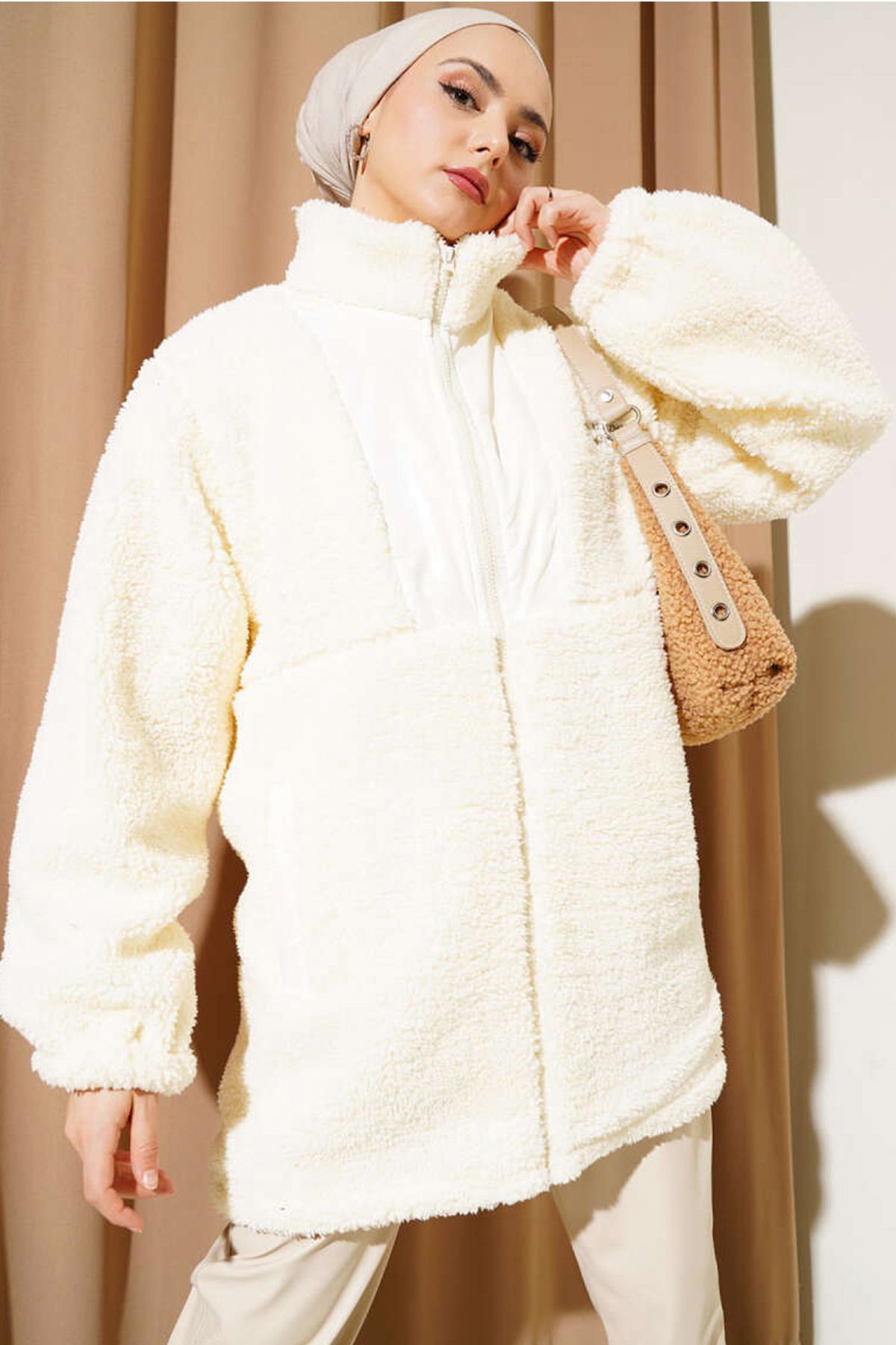 Bigdart-5208 Model Hijab Plush Coat - Ecru 2