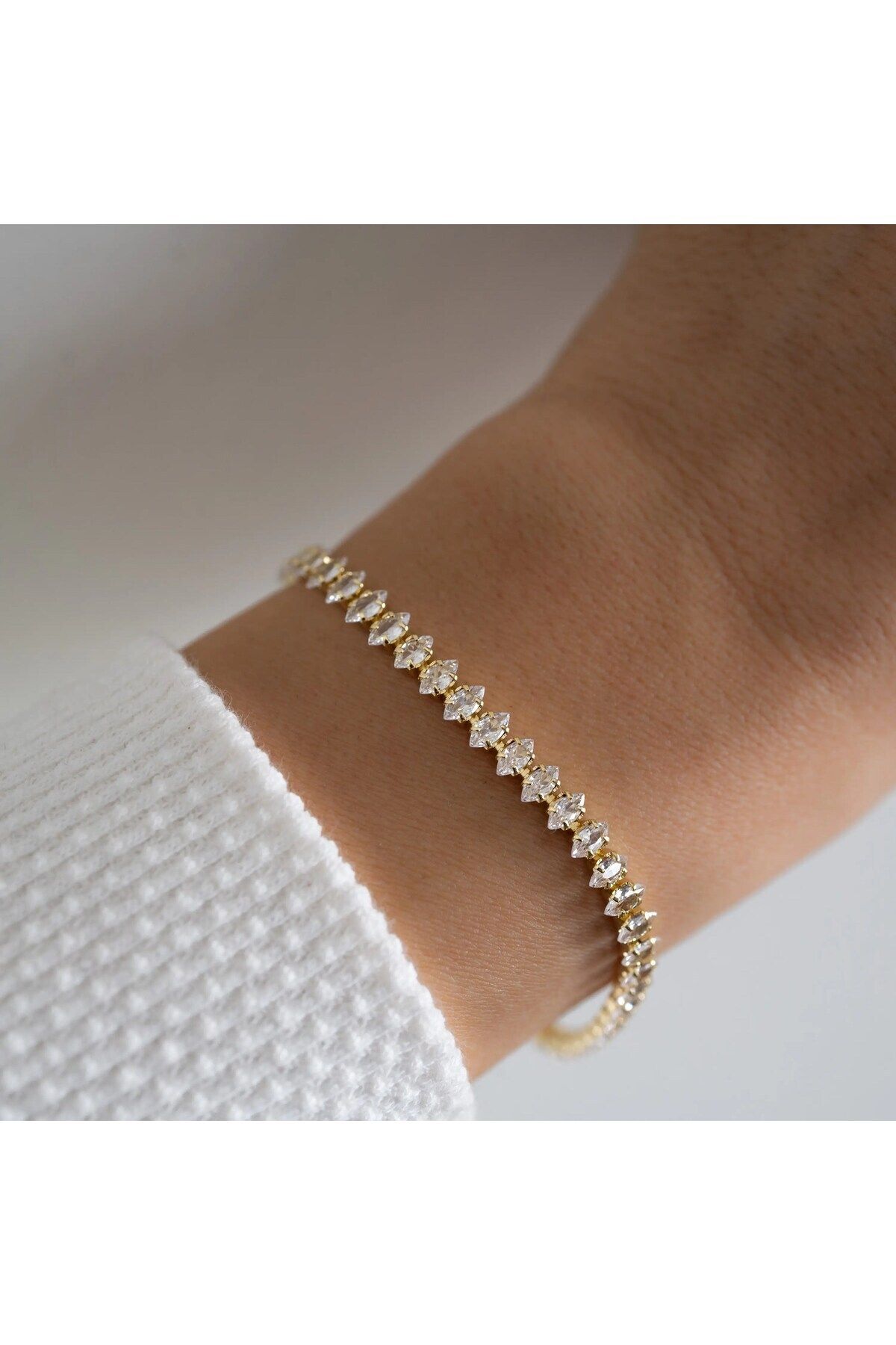 JEWELRY Gold Zirkon Renk Taşlı Su Çelik 316 L. mekik Kararmaz Bileklik Altın Yolu