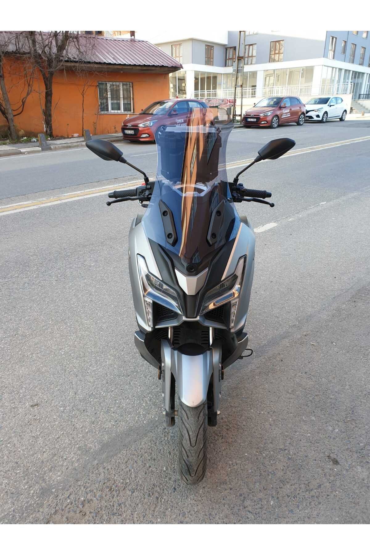 Voge SR1 Siperlik Ön Cam 2023-2025 Model 62cm Füme renk 4mm ORTA BOYLU CAM
