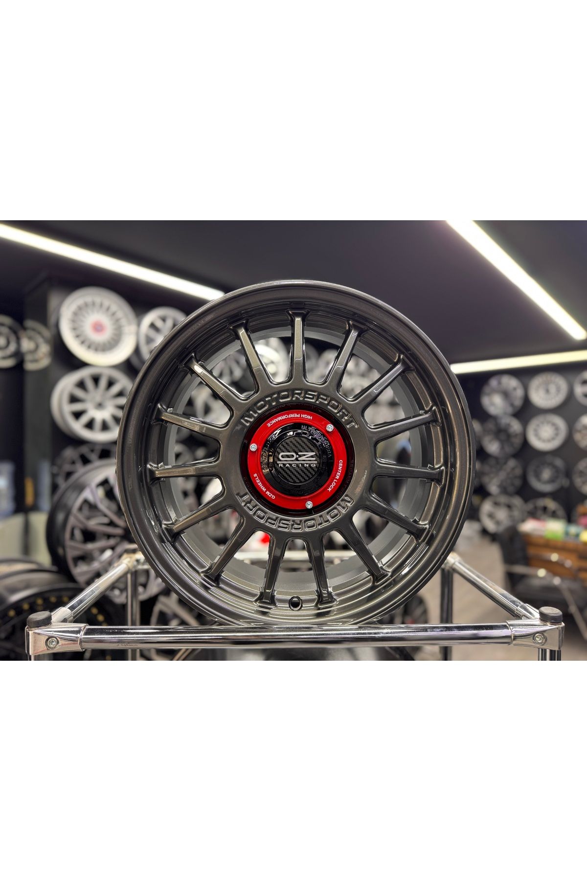 RC 16 İNC 4X100 / 4X108 OZ MOTORSPORT JANT TAKIMI (4 ADET)