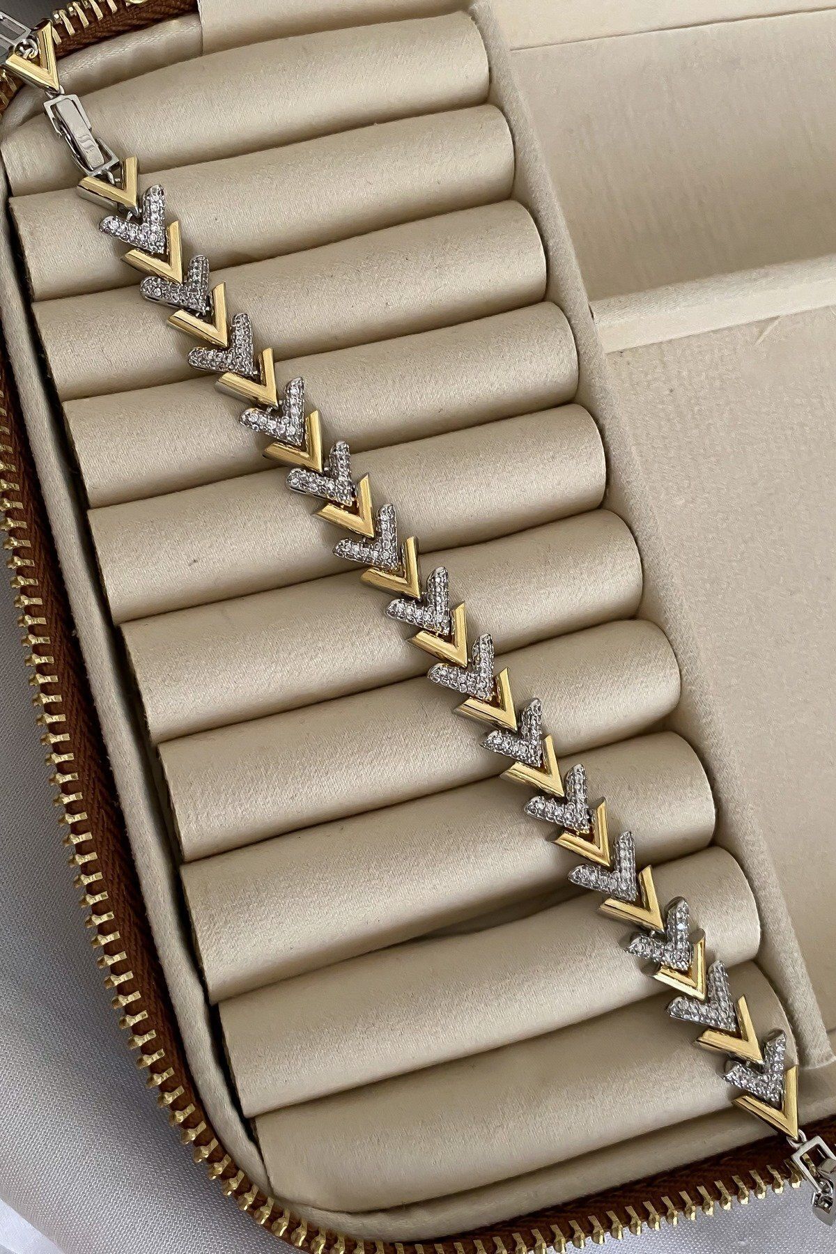 JEWELRY Özel Model Seri Taş Plaka Ve Bileklik Sıralı Zirkon İki Renkli V