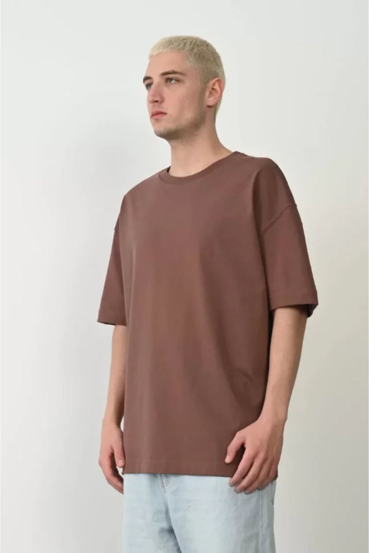 leyla sanat sanata yeni bir bakış açısı leyla sanat sanata yeni bir bakış açısı Unisex Basic Bisiklet Yaka Oversize T-Shirt - Mürdüm