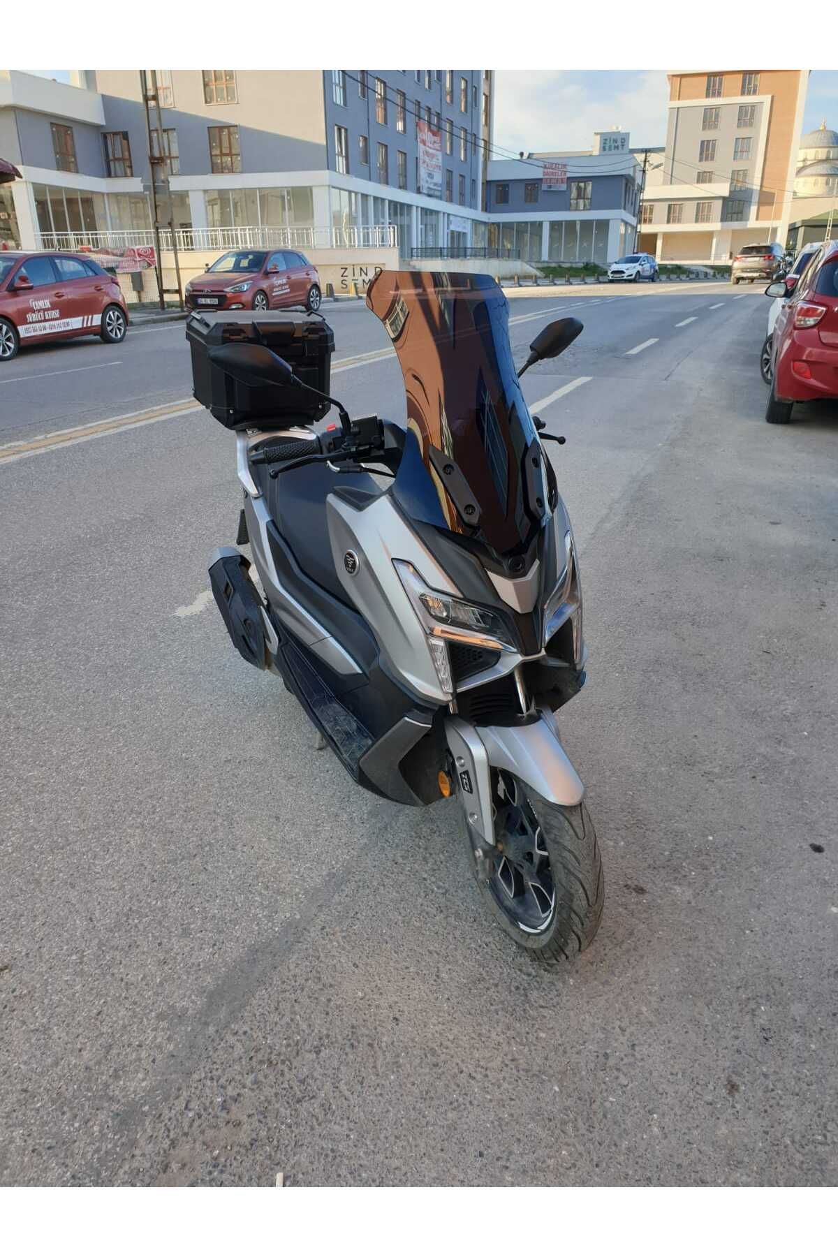 Voge SR1 Siperlik Ön Cam 2023-2025 Model 72cm Siyah Renkli 4mm UZUN CAM