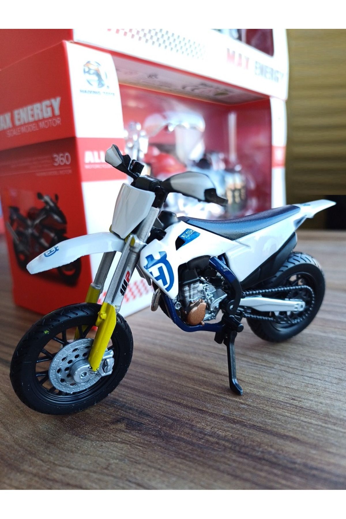 OYUNCAKSAHİLİ Motorsiklet Husqvarna fs450 Motor Metal Yarış Motoru Supermoto Koleksiyon Motosiklet