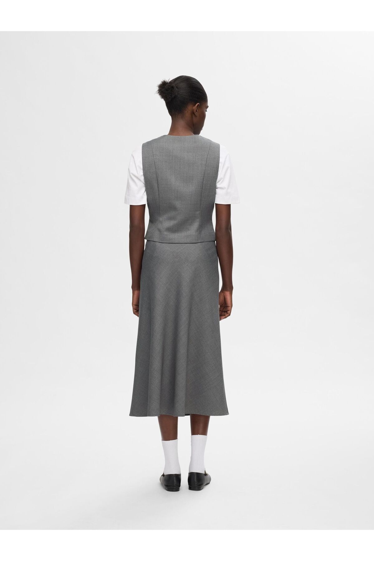 complete the look image