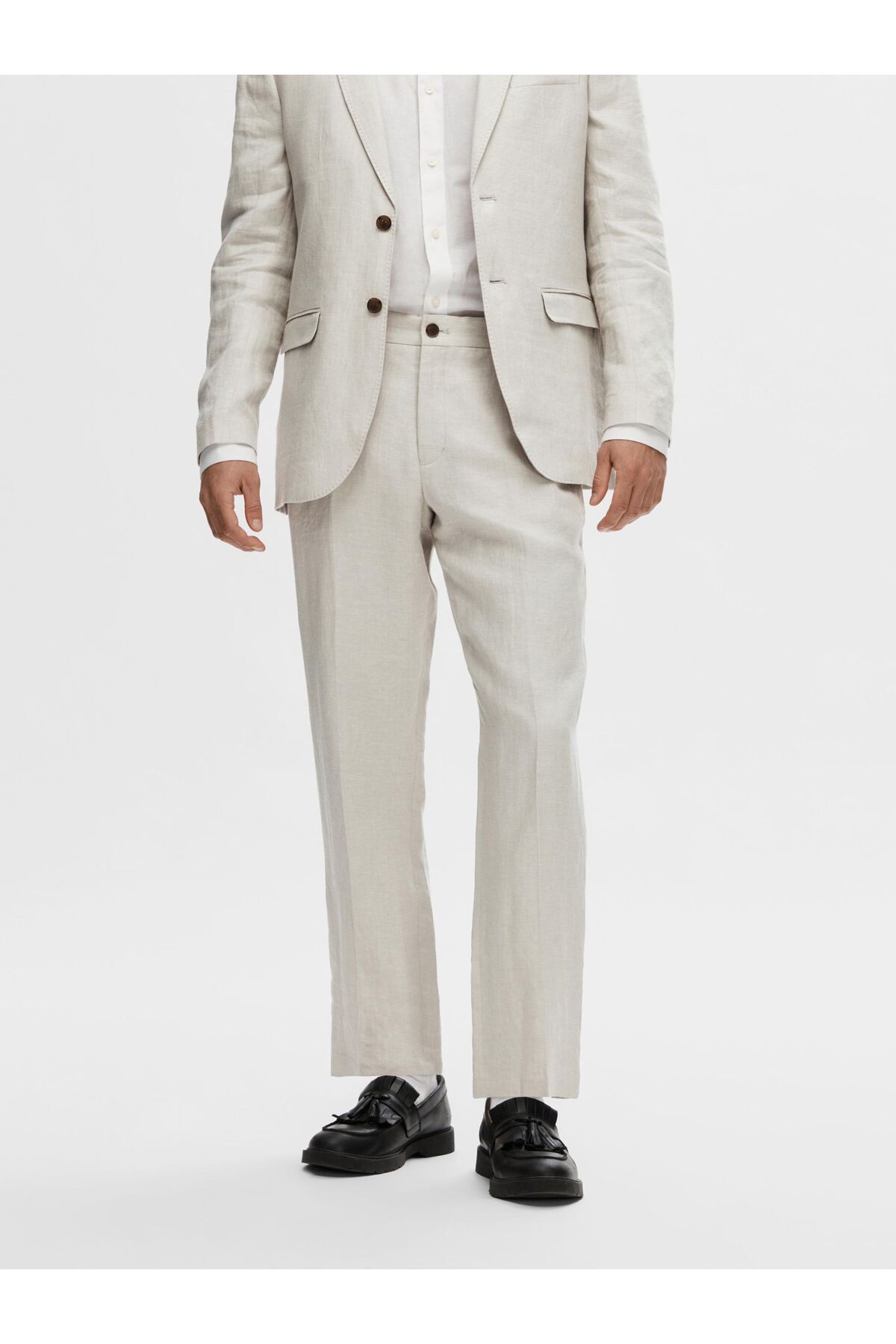 complete the look image