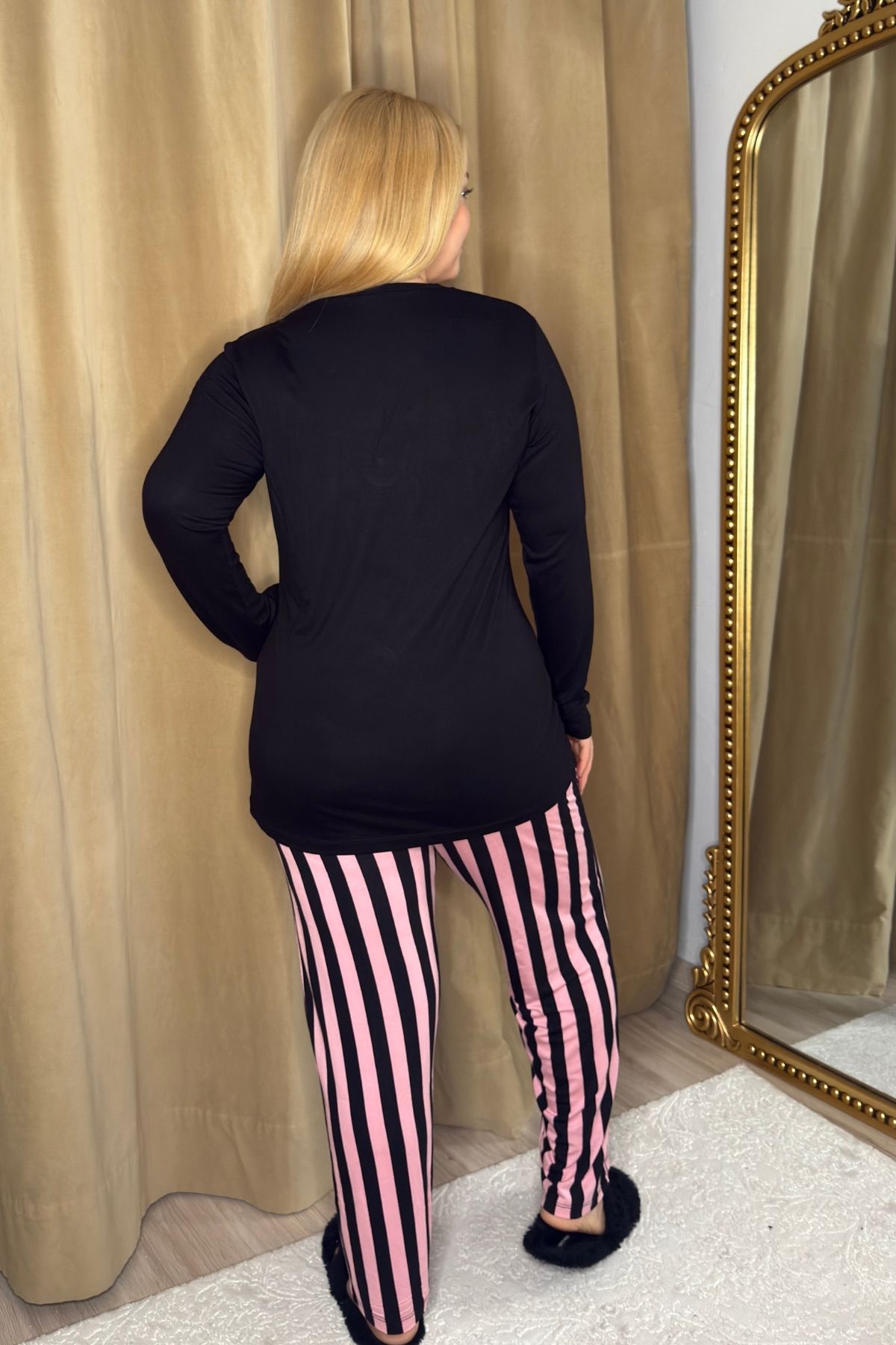 tarzımsüper-Women's Plus Size Letter Printed Long Sleeve Button Detailed Black Pink Striped Pajamas Set 4