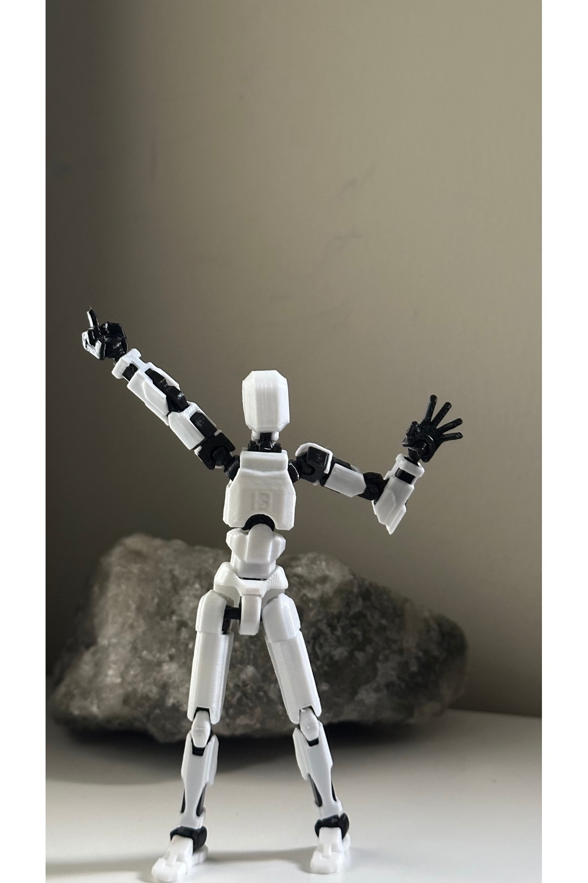 Loopify Lucky 13 Aksiyon Figürü Robot Oyuncak 13cm Set 6'lı Lucky