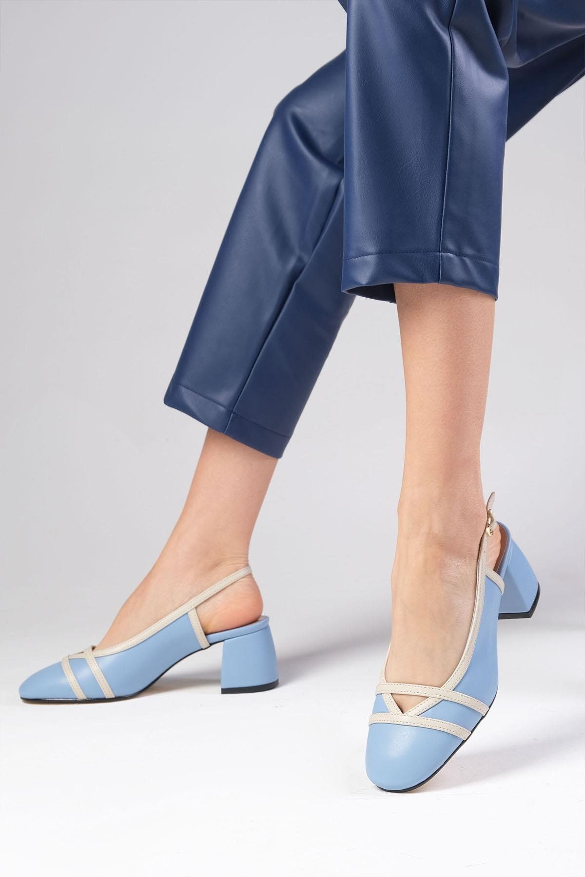Mio Gusto-Pantofi de damă cu toc gros de culoare albastră Bertina 4