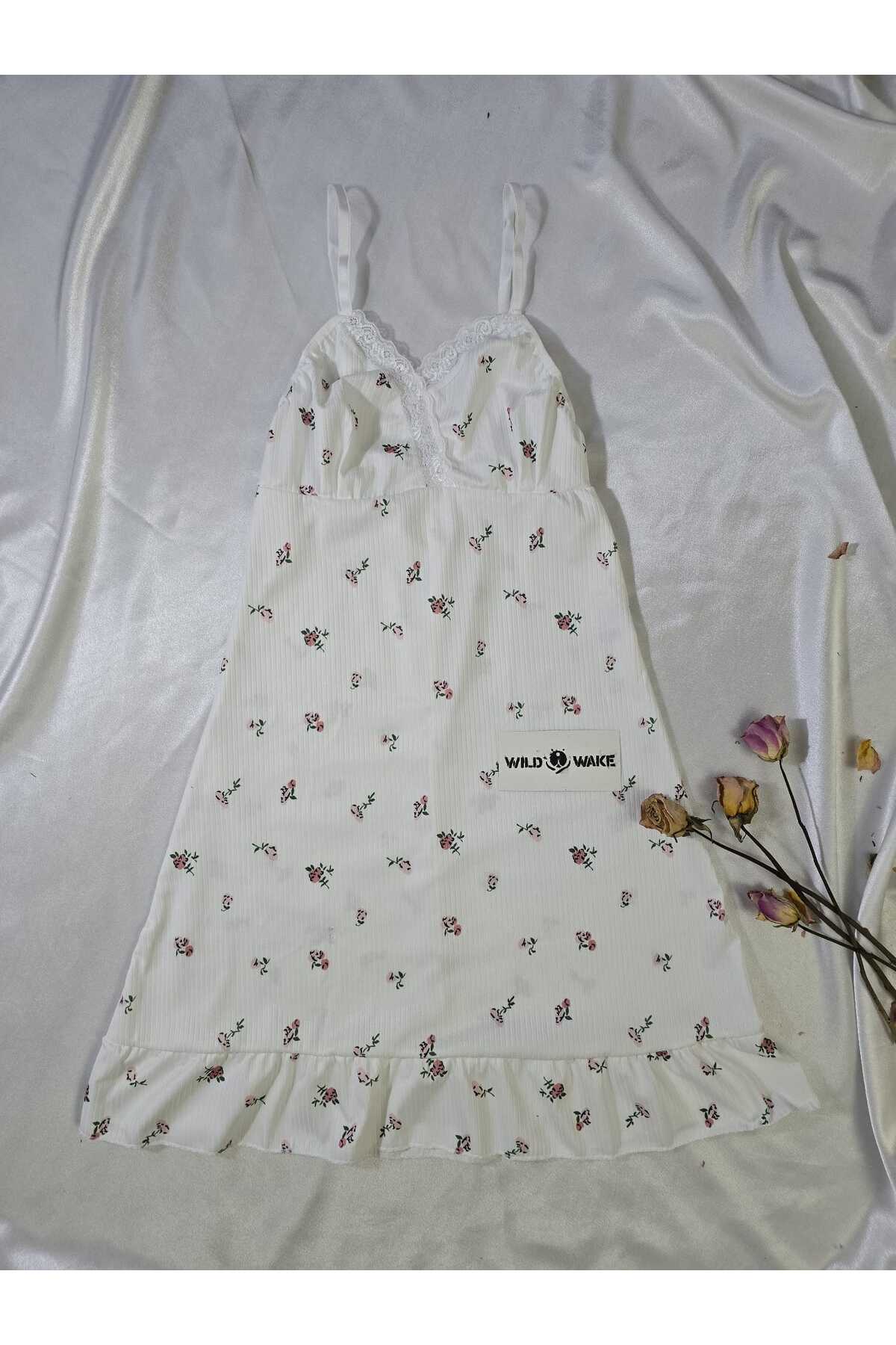 Wild Wake Askılı Dantel Detaylı %100 Cotton Şık Gecelik