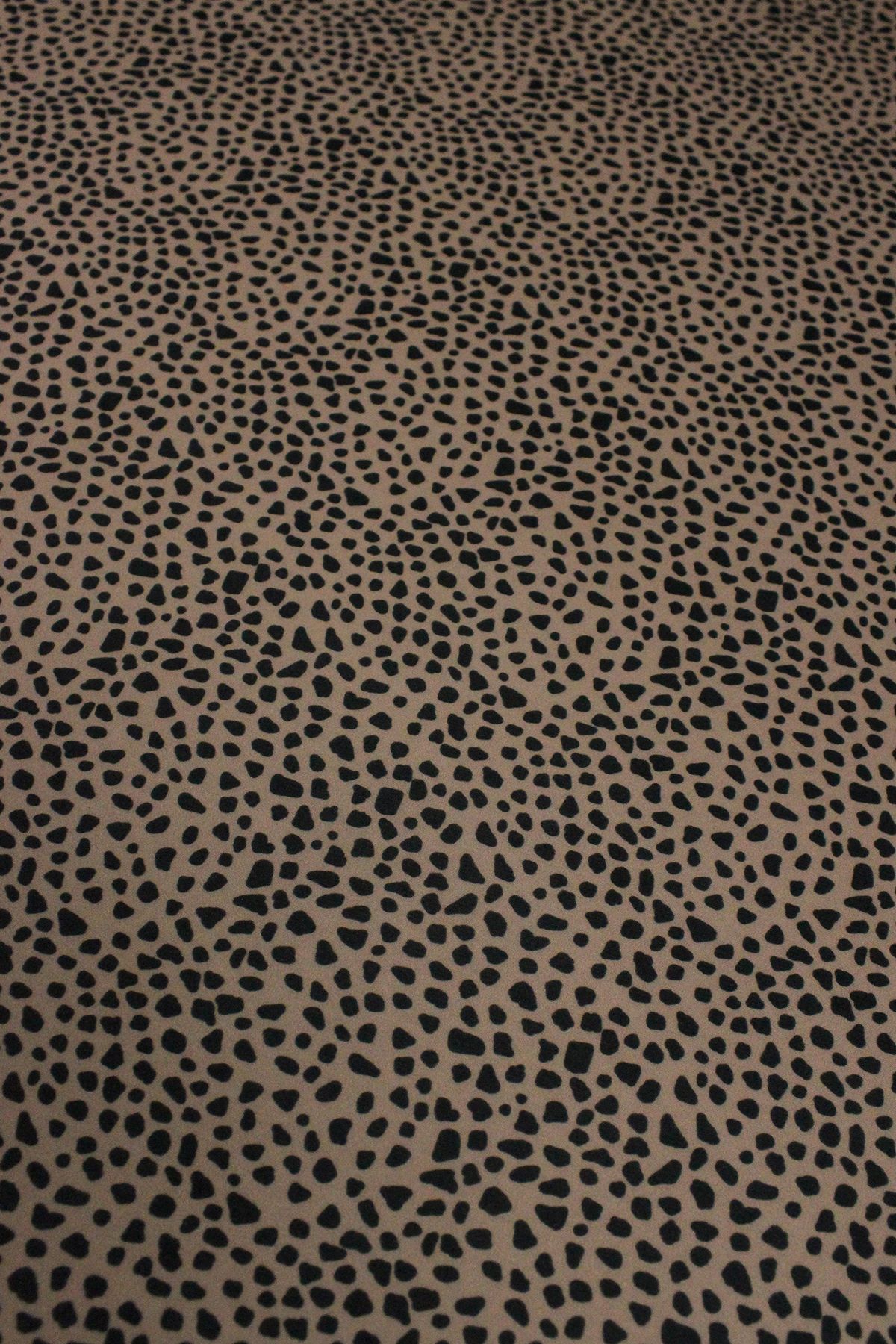 SARDO KUMAŞ-Polka Dot Pattern Digital Printed Charmy Fabric Width 1.50 cm 3
