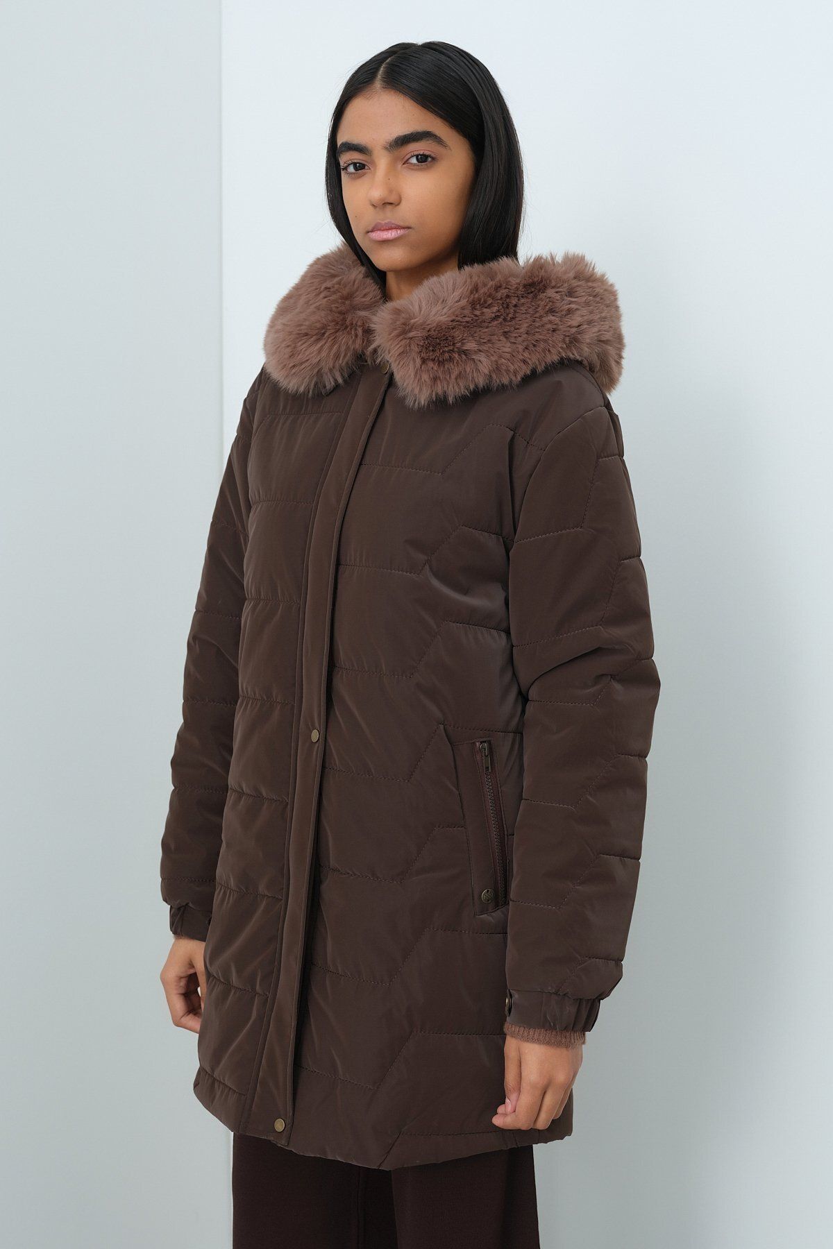 Nihan-Quilted Coat - Mobile Shearling and Hoodie, Brown 6