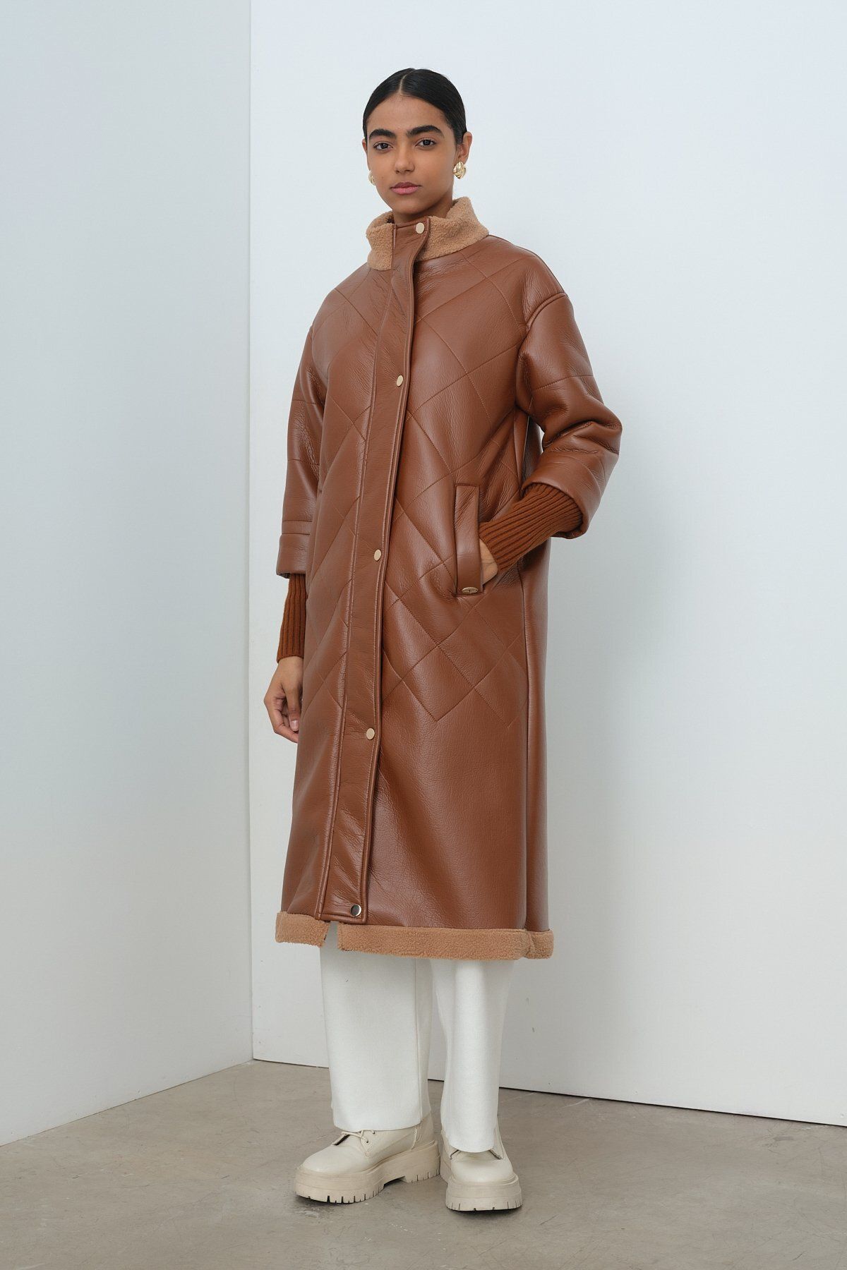 Nihan-Tan Leather Coat - Sleeve Detail 5